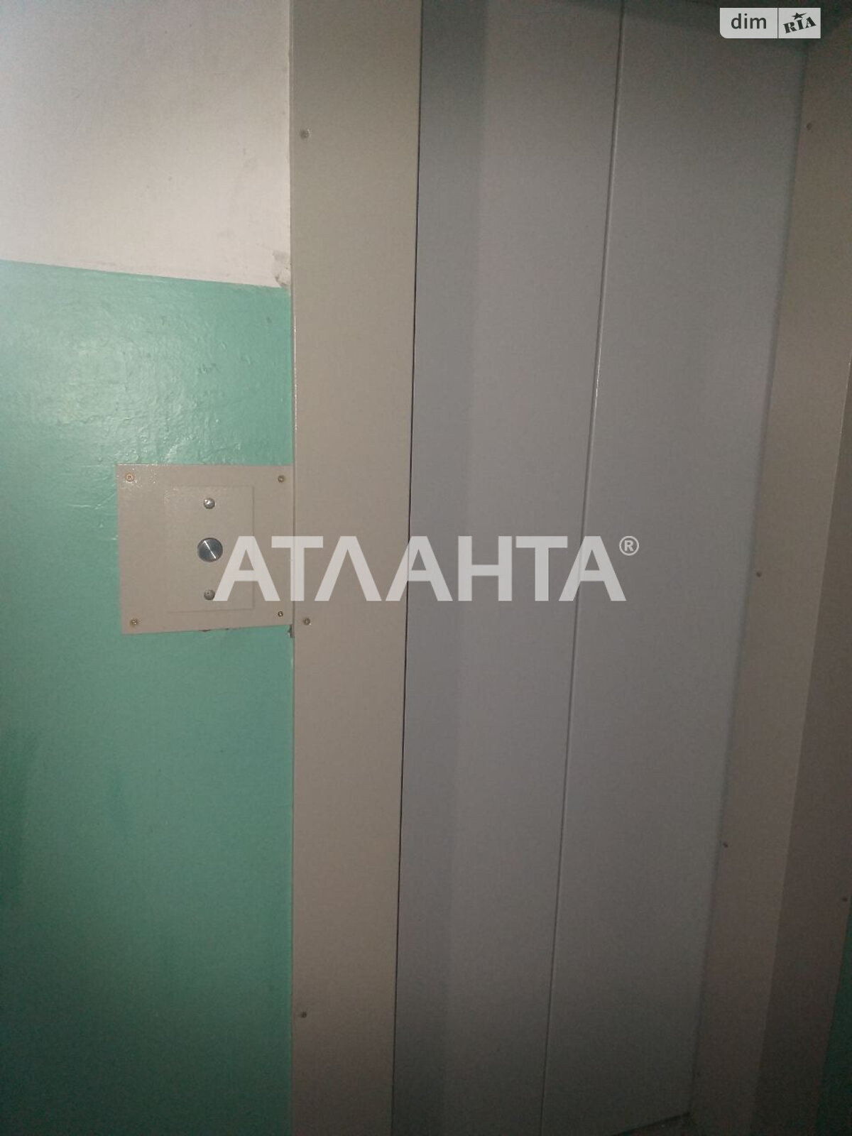 Продаж однокімнатної квартири в Одесі, на вул. Академіка Корольова, район Таїрова фото 1 Продаж однокімнатної квартири в Одесі, на вул. Академіка Корольова, район Таїрова фото 1
