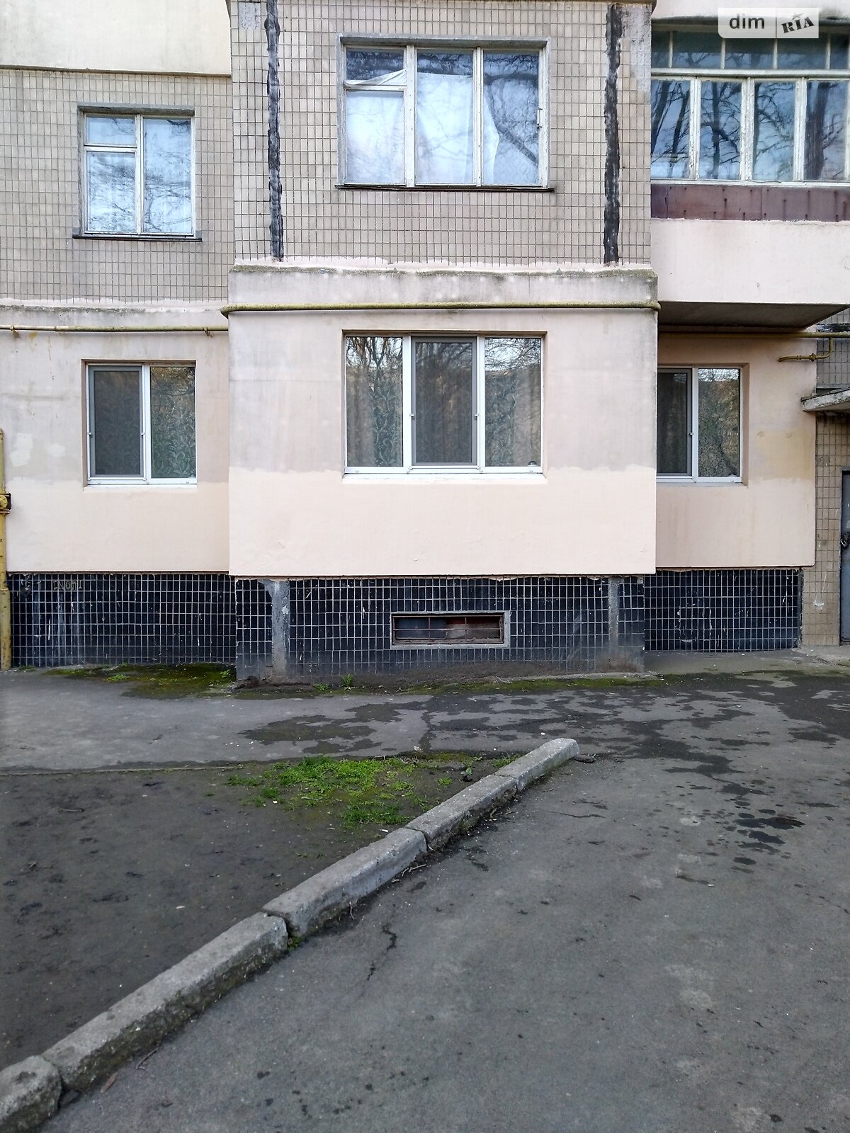 Продаж трикімнатної квартири в Одесі, на вул. Академіка Корольова 30, район Таїрова фото 1 Продаж трикімнатної квартири в Одесі, на вул. Академіка Корольова 30, район Таїрова фото 1