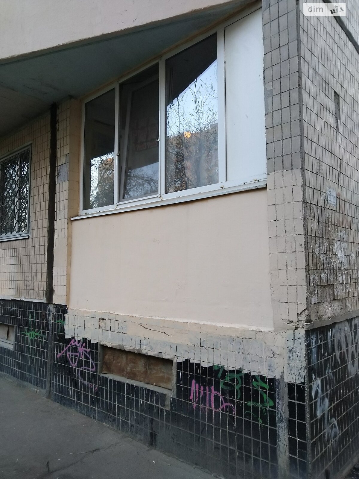 Продаж трикімнатної квартири в Одесі, на вул. Академіка Корольова 30, район Таїрова фото 1 Продаж трикімнатної квартири в Одесі, на вул. Академіка Корольова 30, район Таїрова фото 1