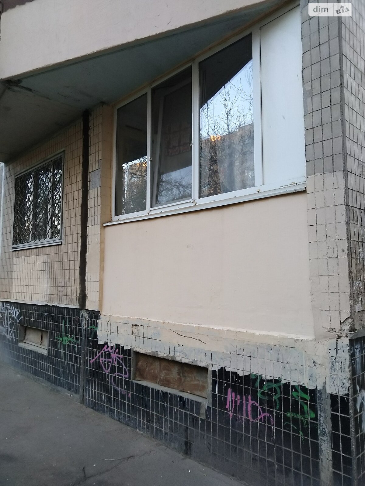 Продаж трикімнатної квартири в Одесі, на вул. Академіка Корольова 30, район Таїрова фото 1 Продаж трикімнатної квартири в Одесі, на вул. Академіка Корольова 30, район Таїрова фото 1
