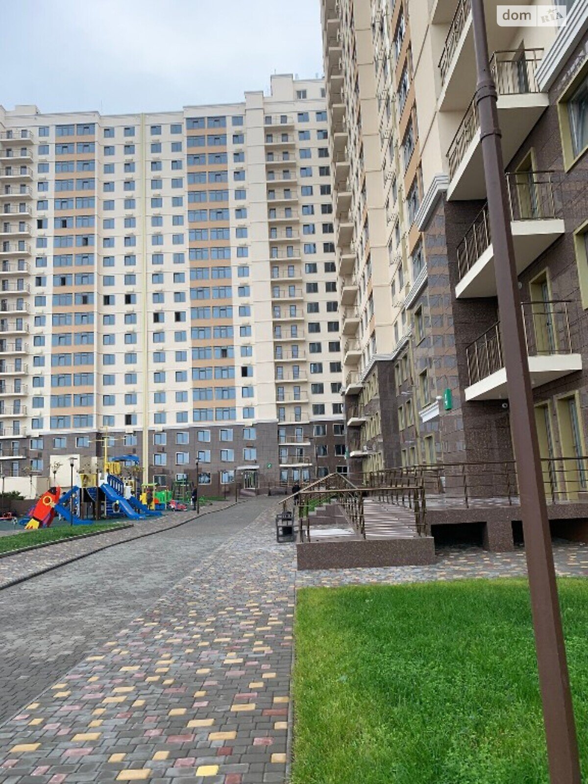 Продаж двокімнатної квартири в Одесі, на вул. Архітекторська, район Південний фото 1