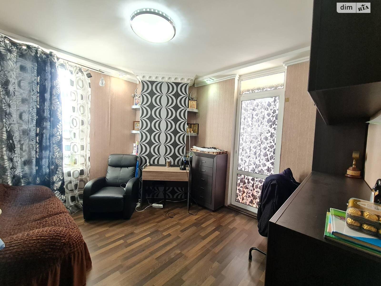Продажа трехкомнатной квартиры в Одессе, на просп. Академика Глушко 32, район Таирова фото 1
