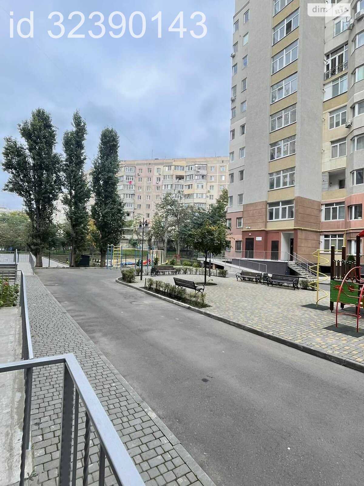 Продажа трехкомнатной квартиры в Одессе, на ул. Евгения Чикаленко 56А, район Таирова фото 1 Продажа трехкомнатной квартиры в Одессе, на ул. Евгения Чикаленко 56А, район Таирова фото 1