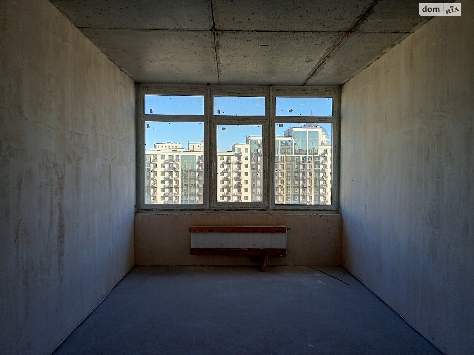 Продаж трикімнатної квартири в Одесі, на вул. Архітекторська, район Південний фото 1
