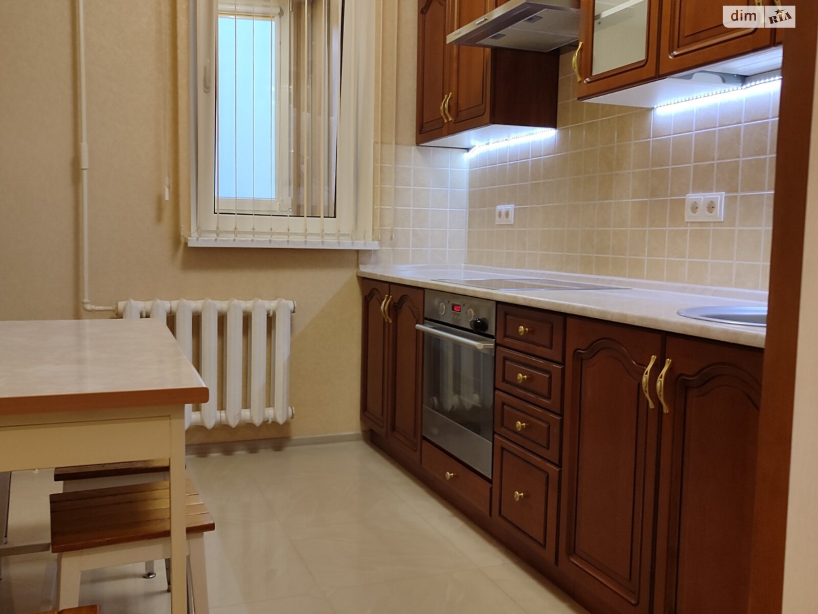 Продажа двухкомнатной квартиры в Одессе, на ул. Инглези 3/1, район Таирова фото 1 Продажа двухкомнатной квартиры в Одессе, на ул. Инглези 3/1, район Таирова фото 1