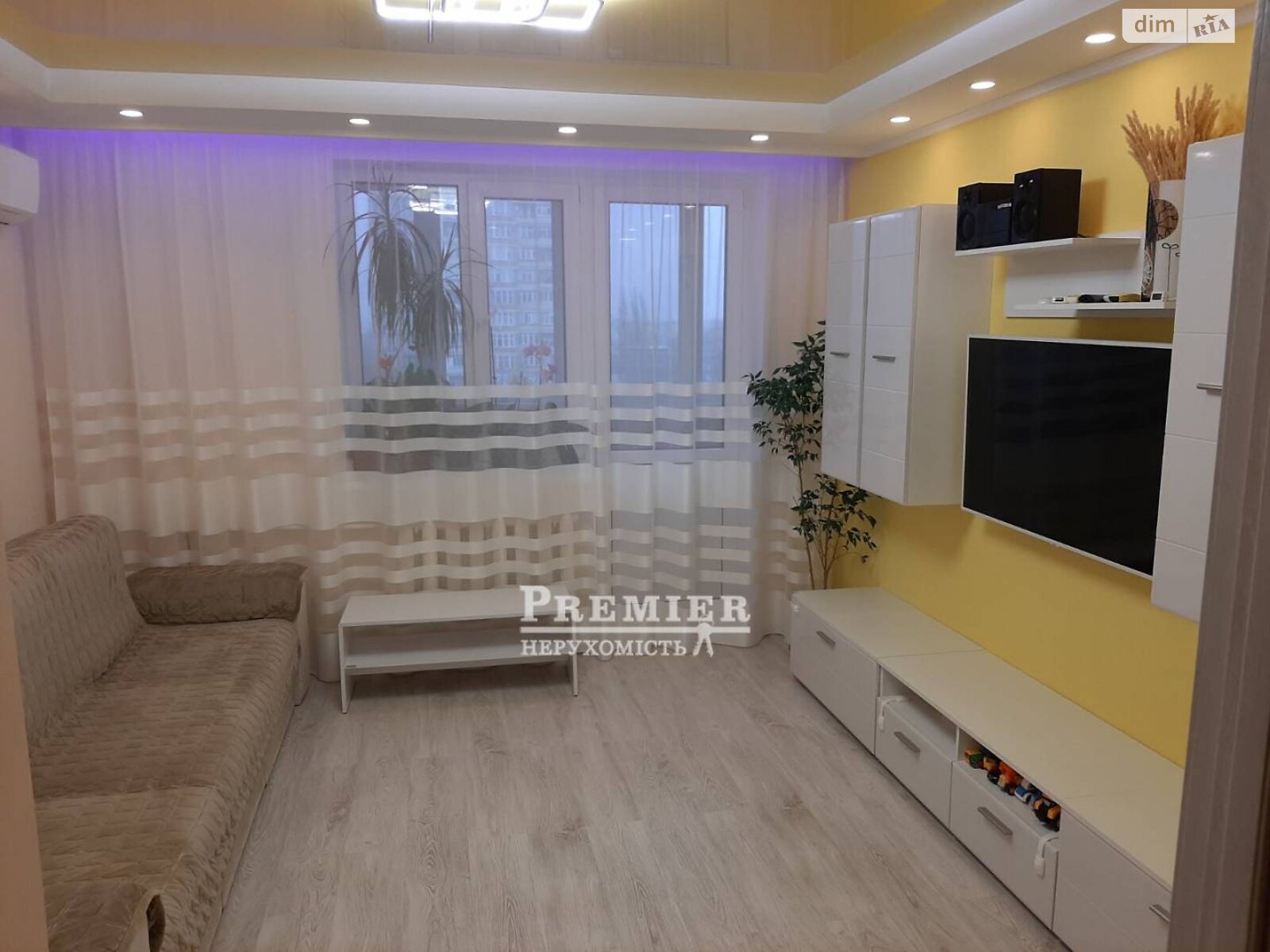 Продажа двухкомнатной квартиры в Одессе, на ул. Инглези, район Таирова фото 1 Продажа двухкомнатной квартиры в Одессе, на ул. Инглези, район Таирова фото 1