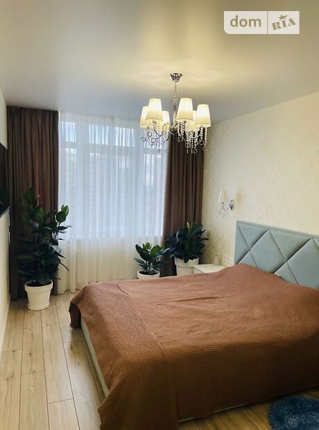 Продажа трехкомнатной квартиры в Одессе, на ул. Жемчужная 1в район Таирова фото 1 Продажа трехкомнатной квартиры в Одессе, на ул. Жемчужная 1в район Таирова фото 1