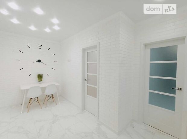 Продажа двухкомнатной квартиры в Одессе, на ул. Жемчужная 8 район Таирова фото 1 Продажа двухкомнатной квартиры в Одессе, на ул. Жемчужная 8 район Таирова фото 1