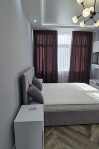 Продаж трикімнатної квартири в Одесі, на вул. Перлинна 5А, район Таїрова фото 2
