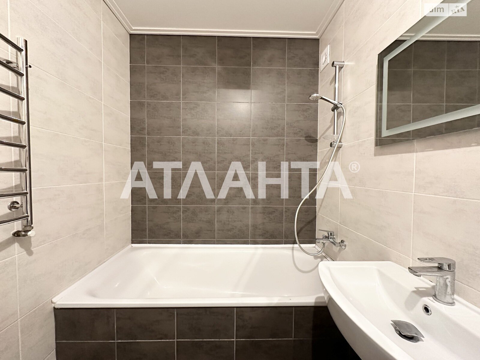 Продаж двокімнатної квартири в Одесі, на вул. Костанді 162/1, район Таїрова фото 1 Продаж двокімнатної квартири в Одесі, на вул. Костанді 162/1, район Таїрова фото 1