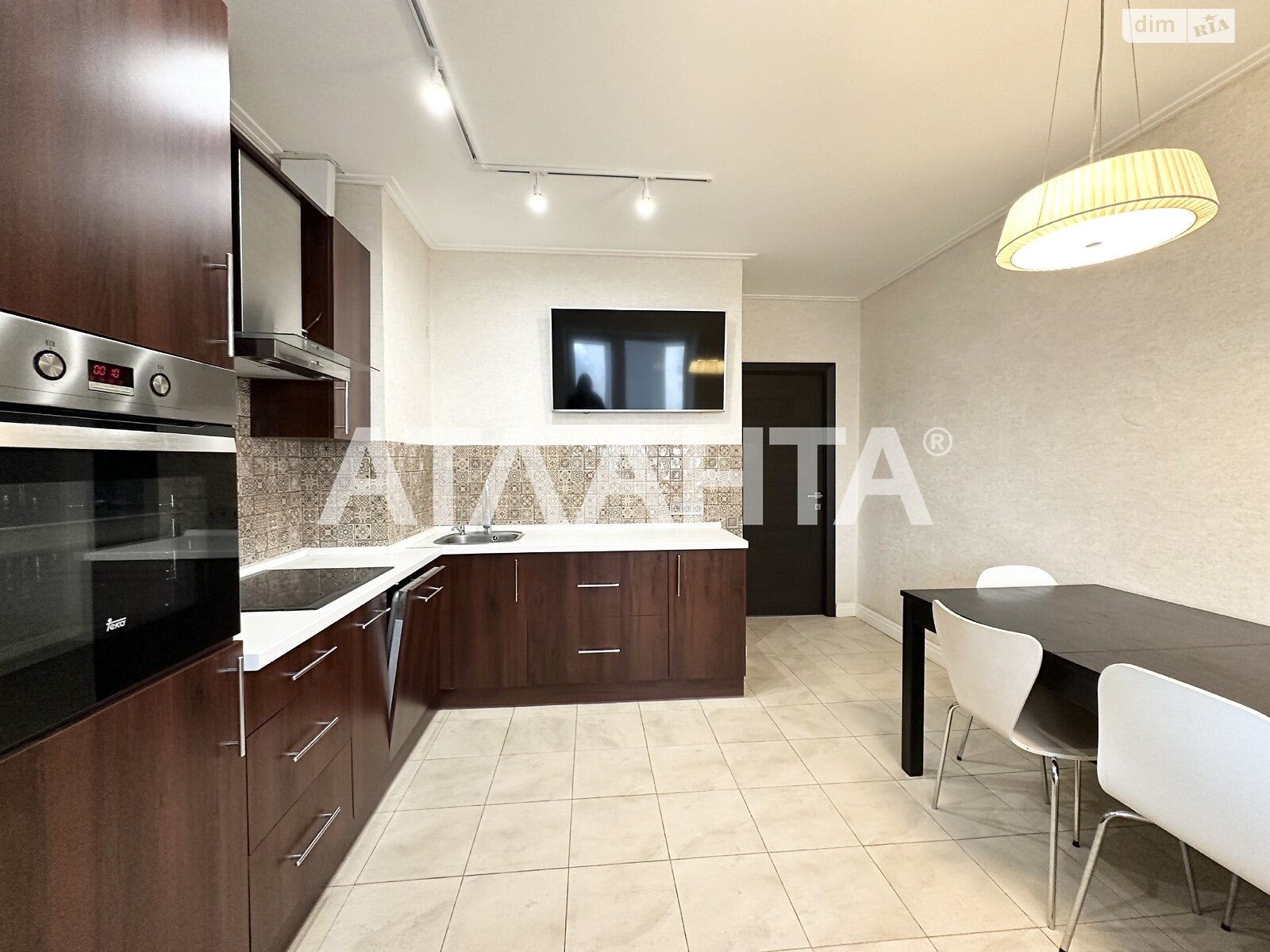 Продаж двокімнатної квартири в Одесі, на вул. Костанді 162/1, район Таїрова фото 1 Продаж двокімнатної квартири в Одесі, на вул. Костанді 162/1, район Таїрова фото 1