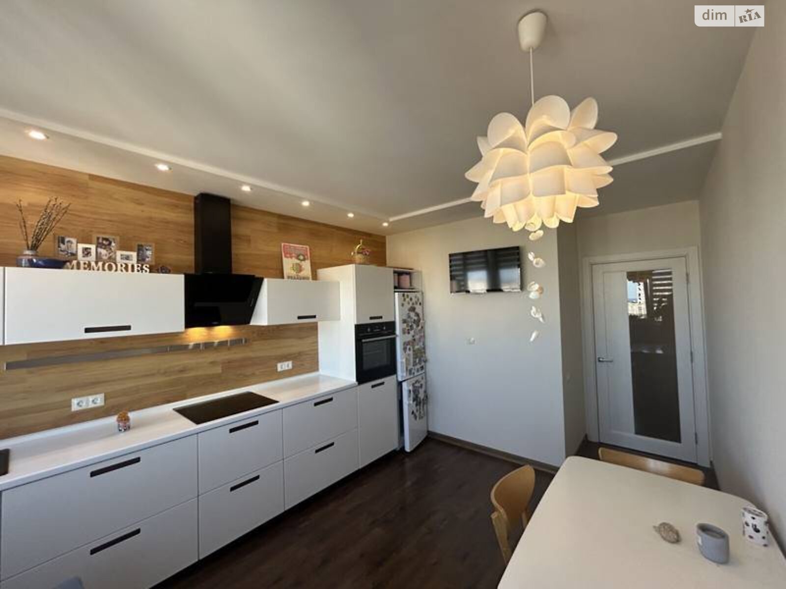 Продажа двухкомнатной квартиры в Одессе, на ул. Костанди 162/2, район Таирова фото 1 Продажа двухкомнатной квартиры в Одессе, на ул. Костанди 162/2, район Таирова фото 1