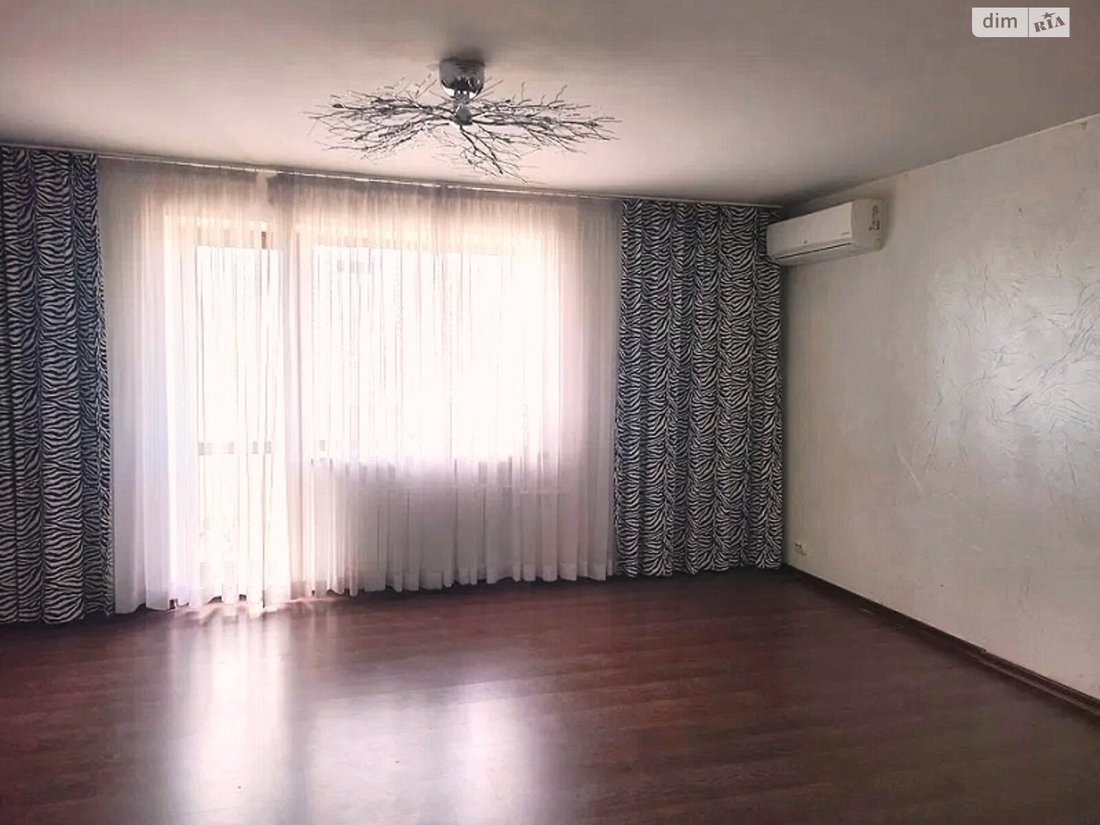 Продаж трикімнатної квартири в Одесі, на вул. Левітана 101А, район Таїрова фото 1 Продаж трикімнатної квартири в Одесі, на вул. Левітана 101А, район Таїрова фото 1