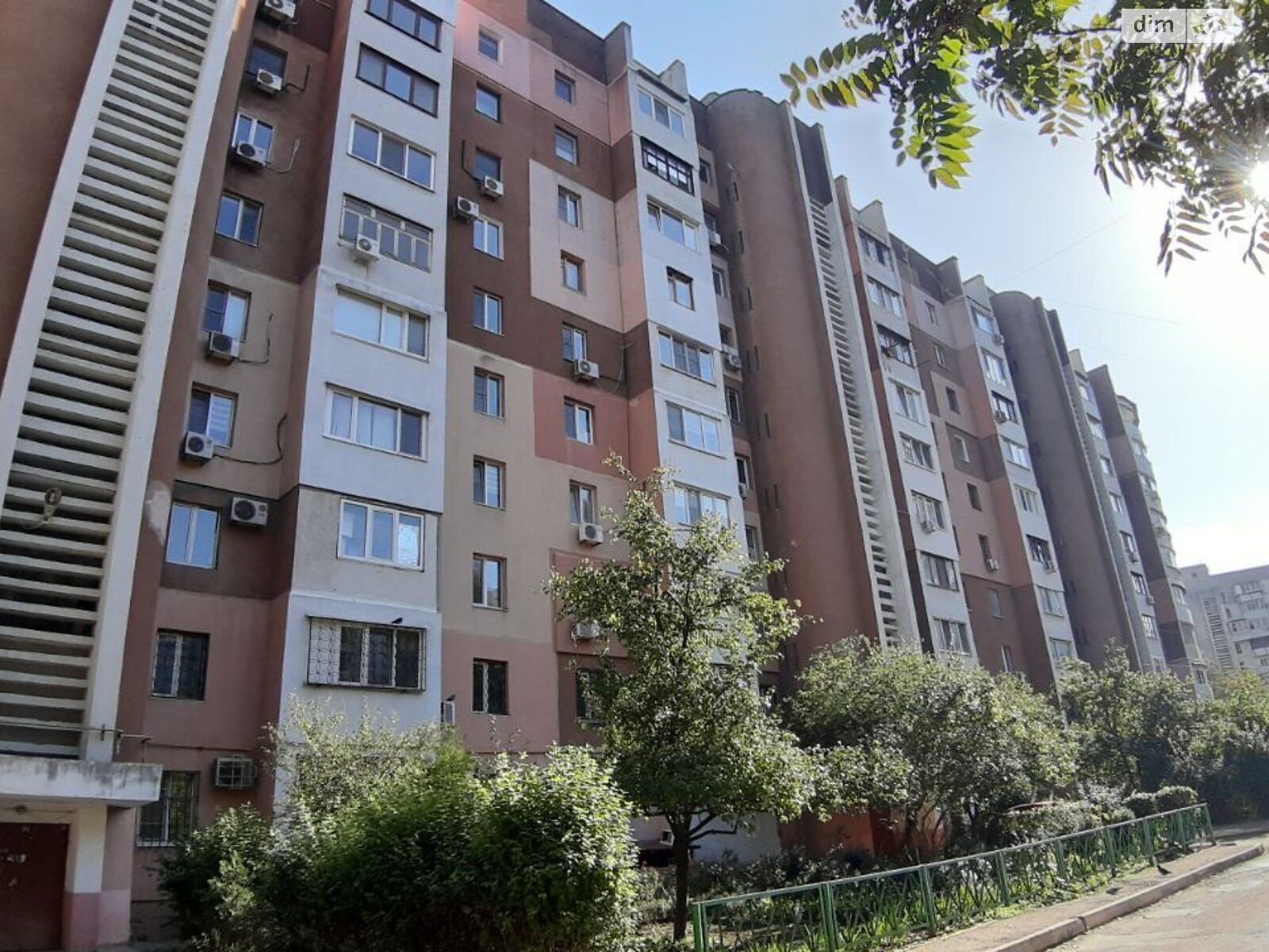 Продаж трикімнатної квартири в Одесі, на вул. Левітана 101А, район Таїрова фото 1 Продаж трикімнатної квартири в Одесі, на вул. Левітана 101А, район Таїрова фото 1
