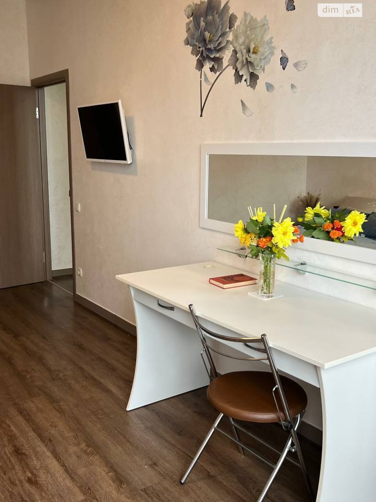 Продажа четырехкомнатной квартиры в Одессе, на ул. Люстдорфская дорога 55Ж, район Таирова фото 1 Продажа четырехкомнатной квартиры в Одессе, на ул. Люстдорфская дорога 55Ж, район Таирова фото 1