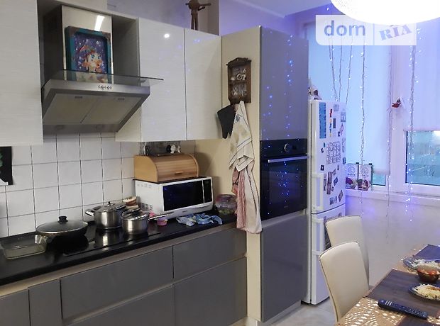 Продажа квартиры, 3 ком., Одесса, р‑н. Таирова, Люстдорфская дорога Продажа квартиры, 3 ком., Одесса, р‑н. Таирова, Люстдорфская дорога