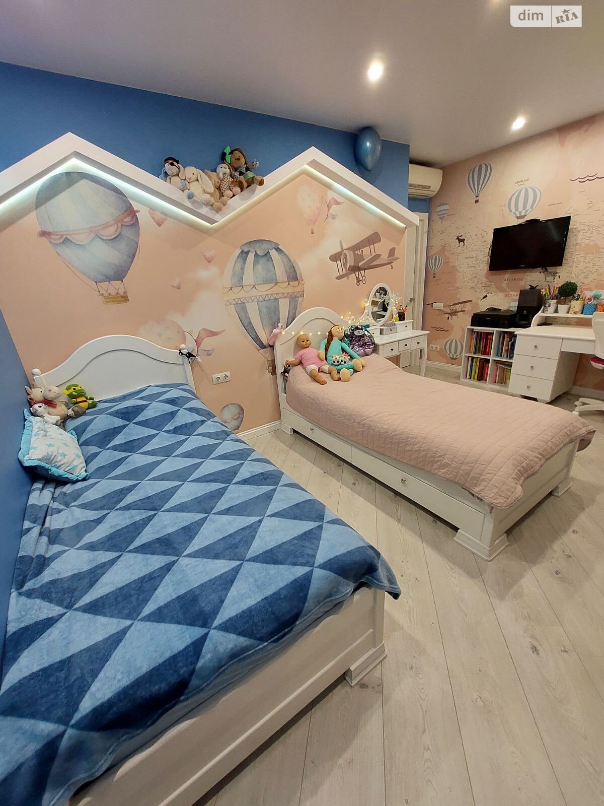 Продажа трехкомнатной квартиры в Одессе, на просп. Полковника Гуляева 111, район Таирова фото 1 Продажа трехкомнатной квартиры в Одессе, на просп. Полковника Гуляева 111, район Таирова фото 1