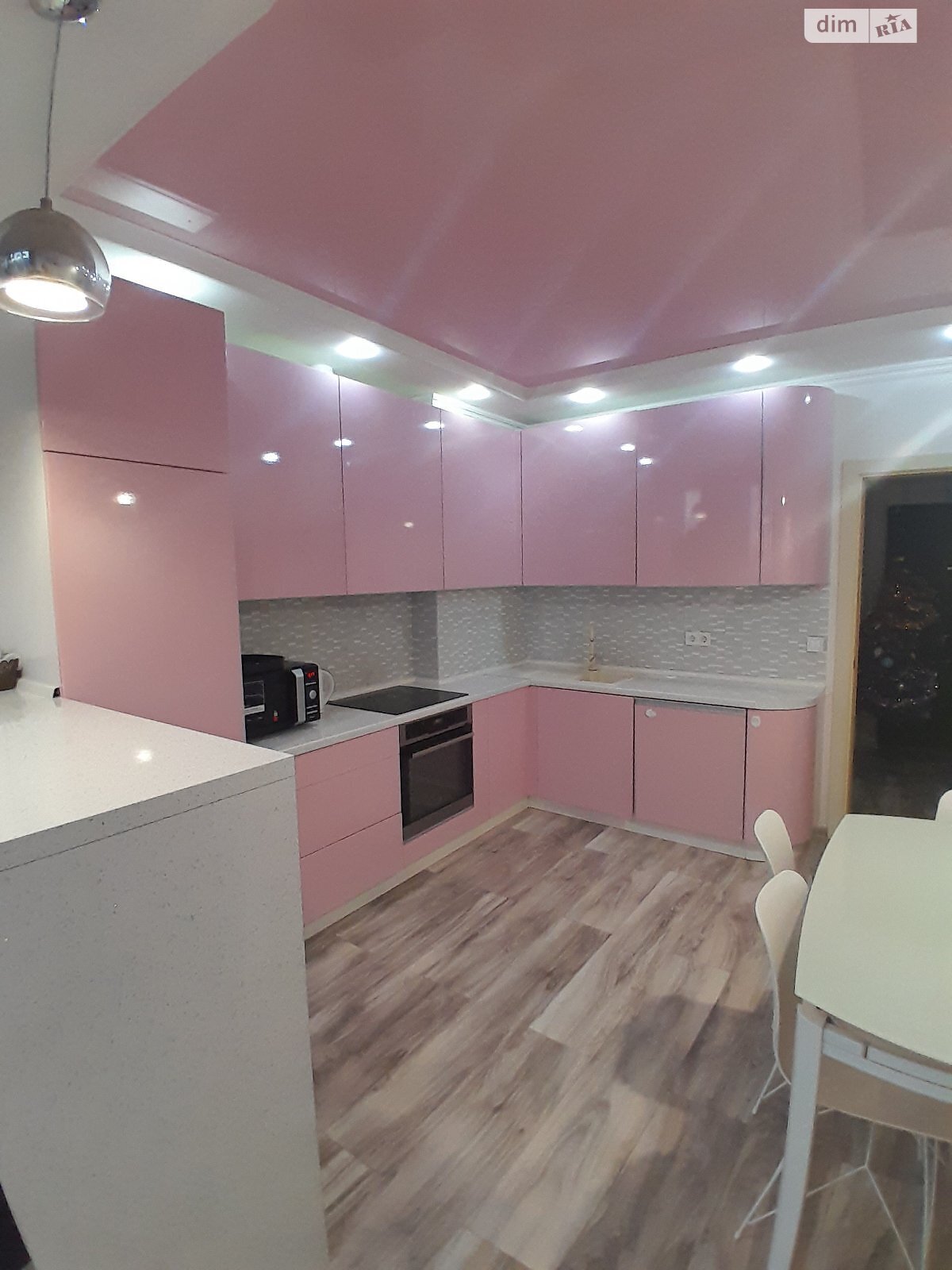 Продажа однокомнатной квартиры в Лиманке, на Небесної Сотні 111, фото 1 Продажа однокомнатной квартиры в Лиманке, на Небесної Сотні 111, фото 1