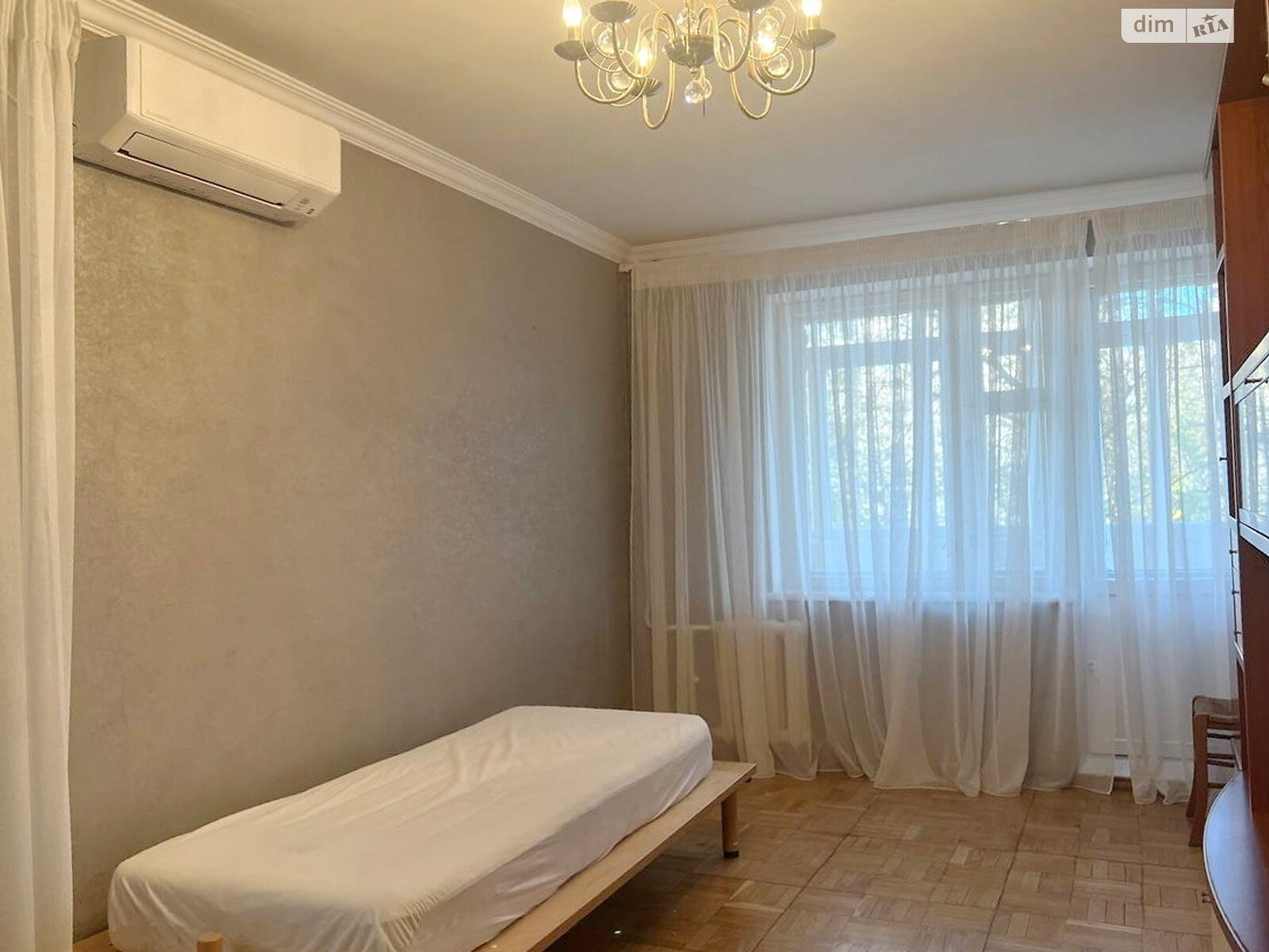 Продаж двокімнатної квартири в Одесі, на просп. Небесної Сотні, район Таїрова фото 1 Продаж двокімнатної квартири в Одесі, на просп. Небесної Сотні, район Таїрова фото 1