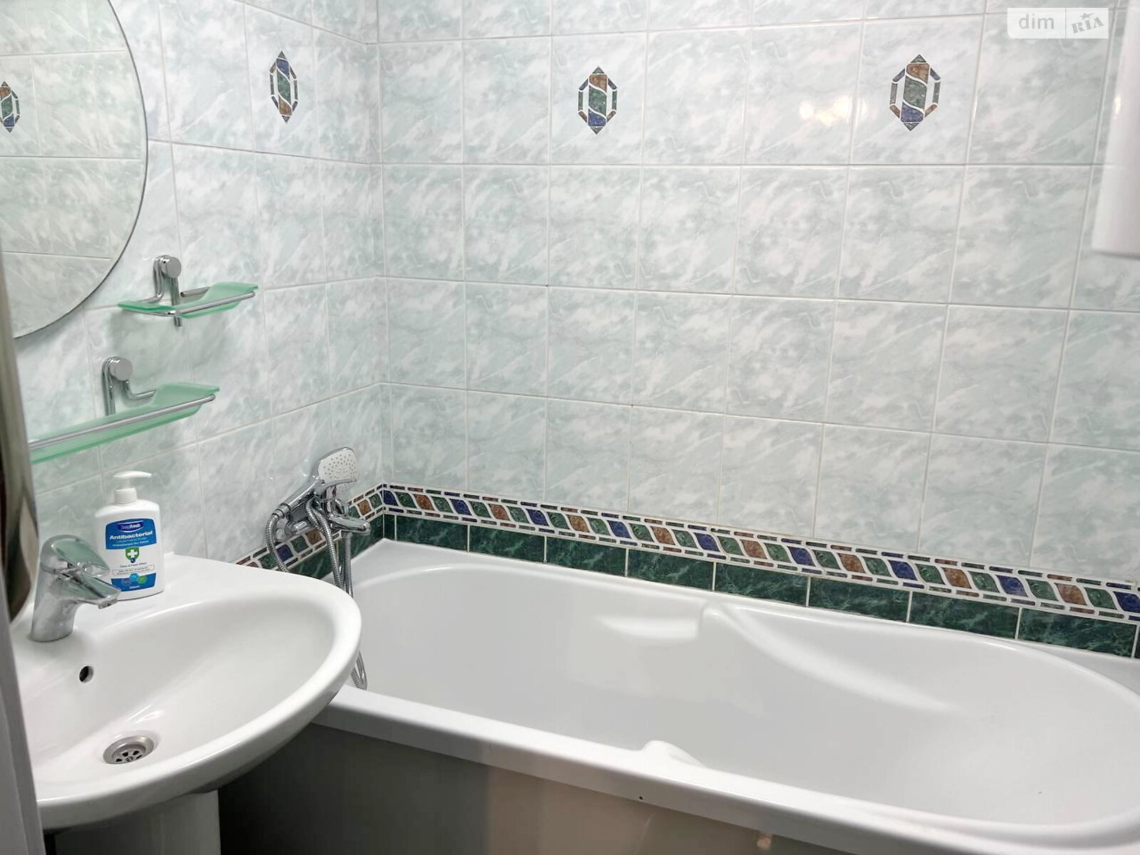 Продаж двокімнатної квартири в Одесі, на просп. Небесної Сотні, район Таїрова фото 1 Продаж двокімнатної квартири в Одесі, на просп. Небесної Сотні, район Таїрова фото 1