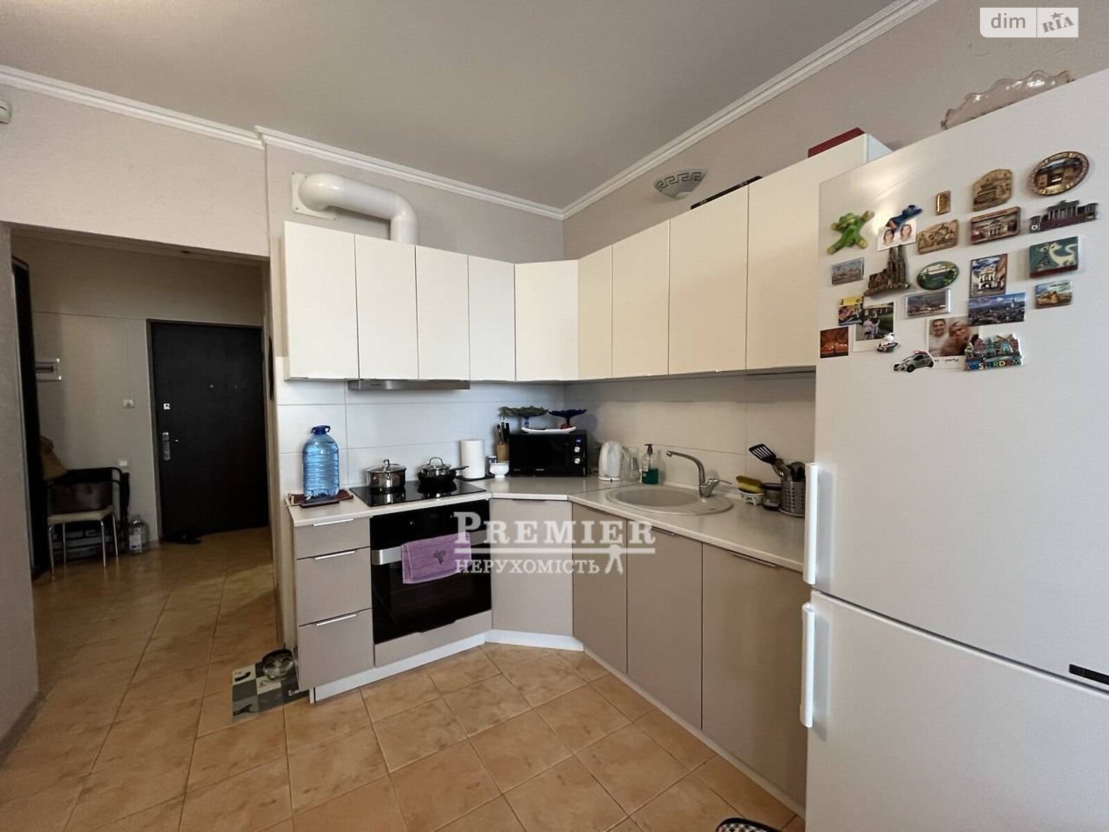 Продаж однокімнатної квартири в Лиманці, на мас. Радужний, фото 1 Продаж однокімнатної квартири в Лиманці, на мас. Радужний, фото 1