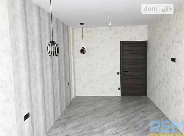 Продажа двухкомнатной квартиры в Одессе, на мас. Радужный район Таирова фото 1 Продажа двухкомнатной квартиры в Одессе, на мас. Радужный район Таирова фото 1