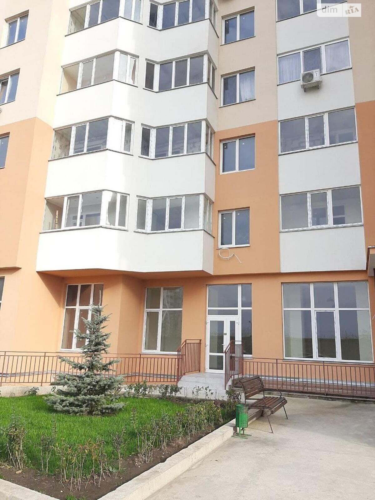 Продажа трехкомнатной квартиры в Одессе, на мас. Радужный 6, район Таирова фото 1