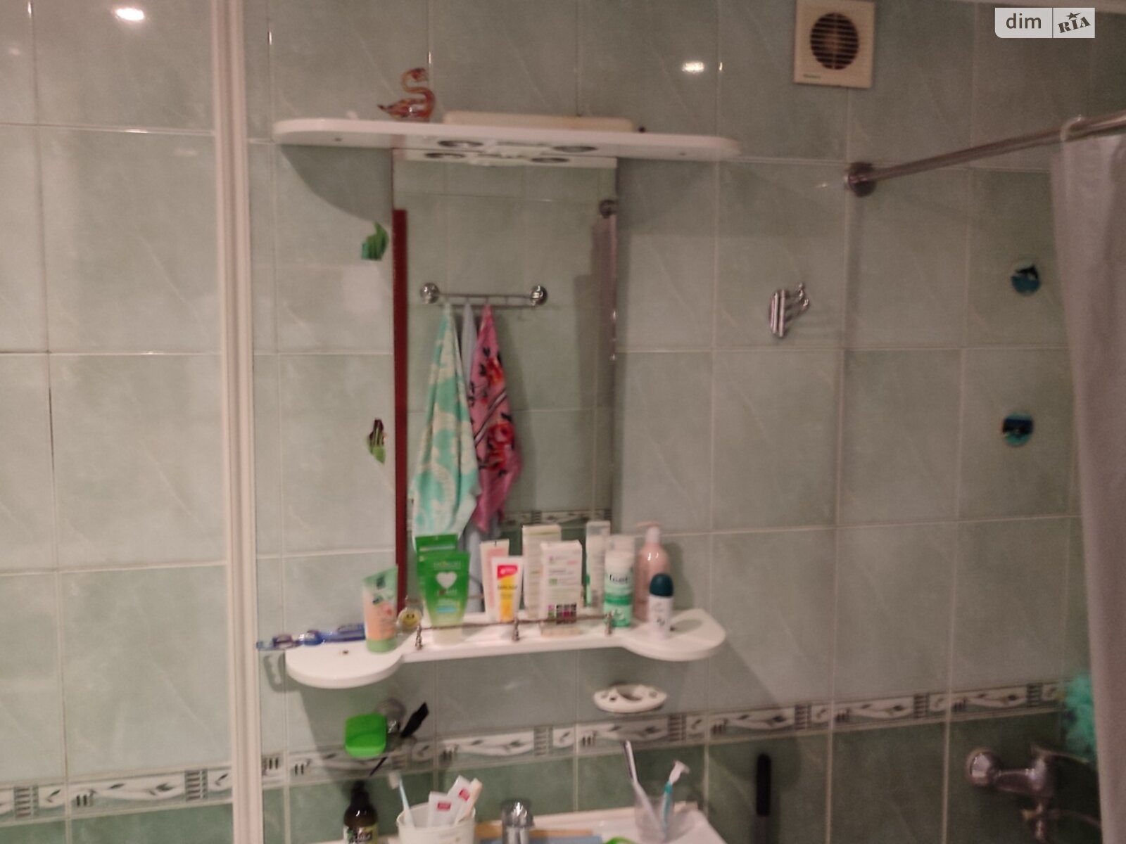 Продаж двокімнатної квартири в Одесі, на мас. Радужний, район Таїрова фото 1 Продаж двокімнатної квартири в Одесі, на мас. Радужний, район Таїрова фото 1