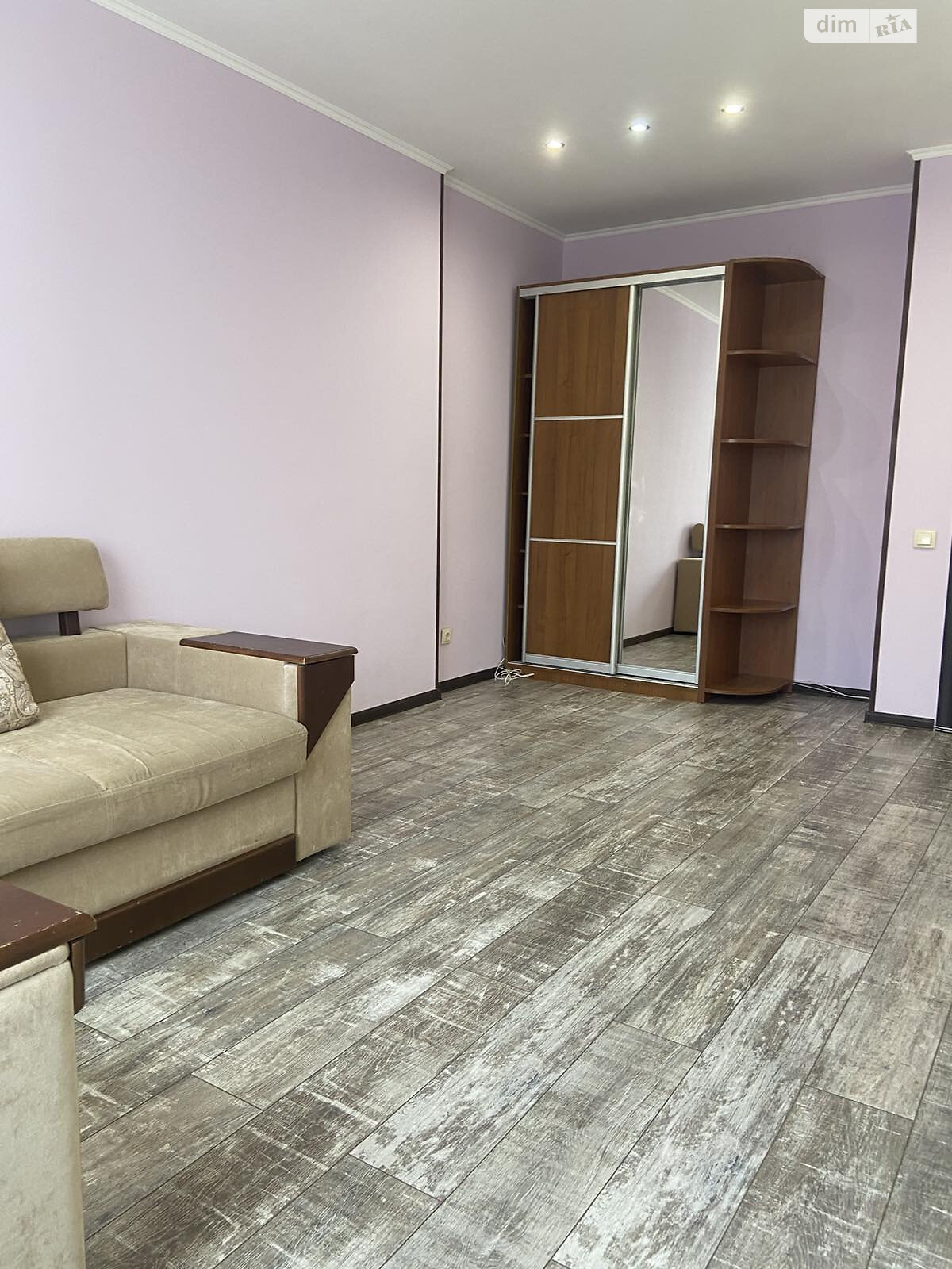 Продажа двухкомнатной квартиры в Одессе, на мас. Радужный, район Таирова фото 1 Продажа двухкомнатной квартиры в Одессе, на мас. Радужный, район Таирова фото 1