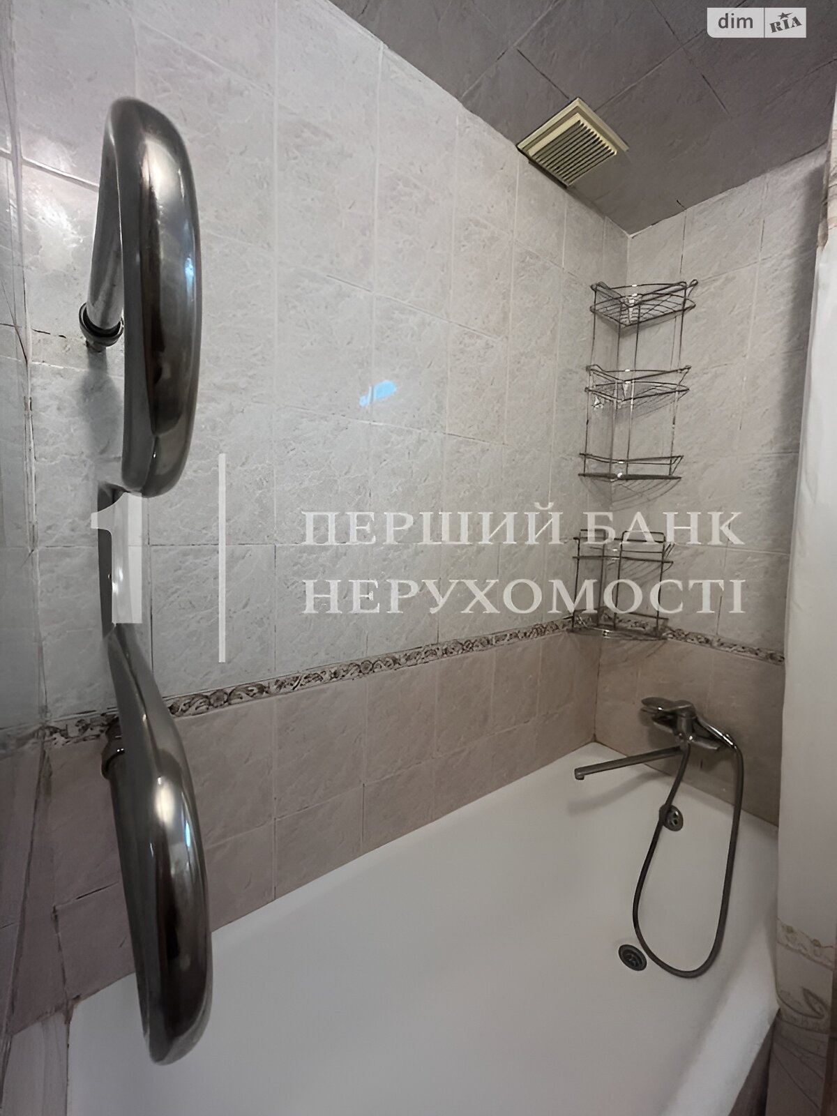 Продажа трехкомнатной квартиры в Одессе, на ул. Семьи Глодан 10А, район Таирова фото 1 Продажа трехкомнатной квартиры в Одессе, на ул. Семьи Глодан 10А, район Таирова фото 1