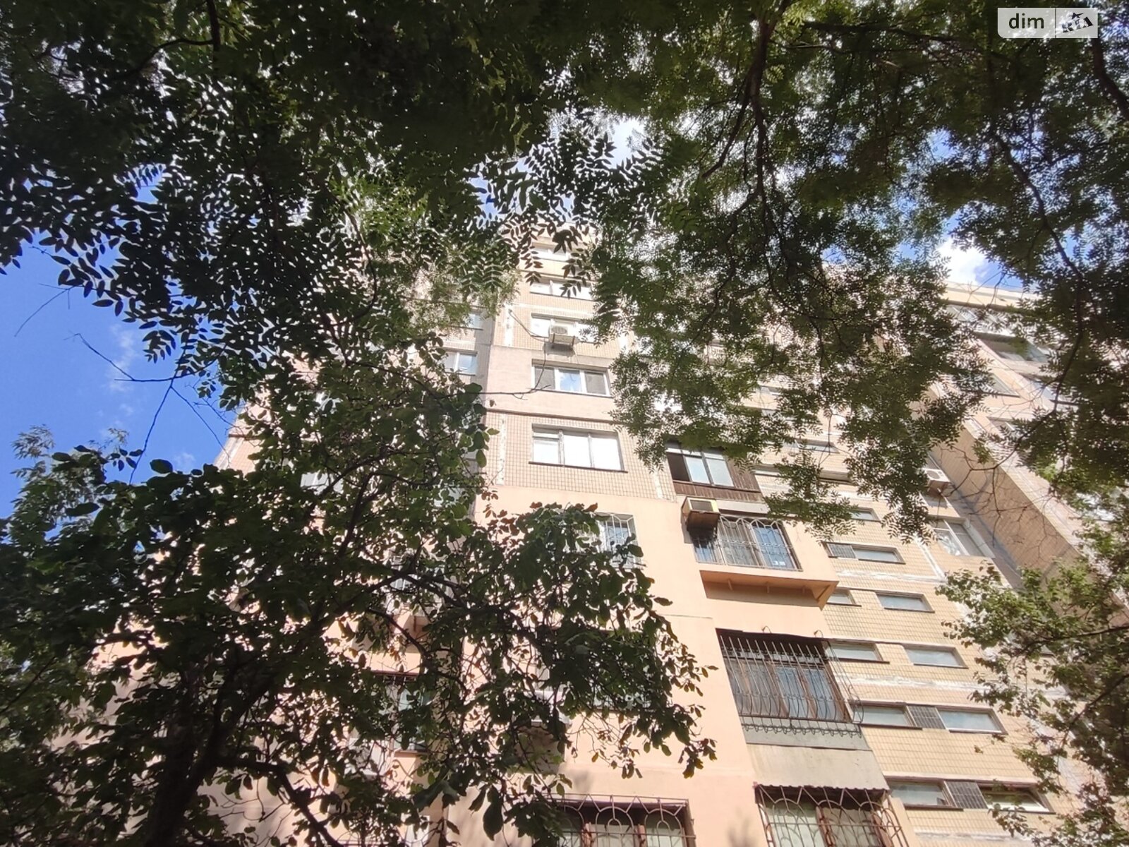 Продаж трикімнатної квартири в Одесі, на вул. Сім'ї Глодан, район Таїрова фото 1 Продаж трикімнатної квартири в Одесі, на вул. Сім'ї Глодан, район Таїрова фото 1