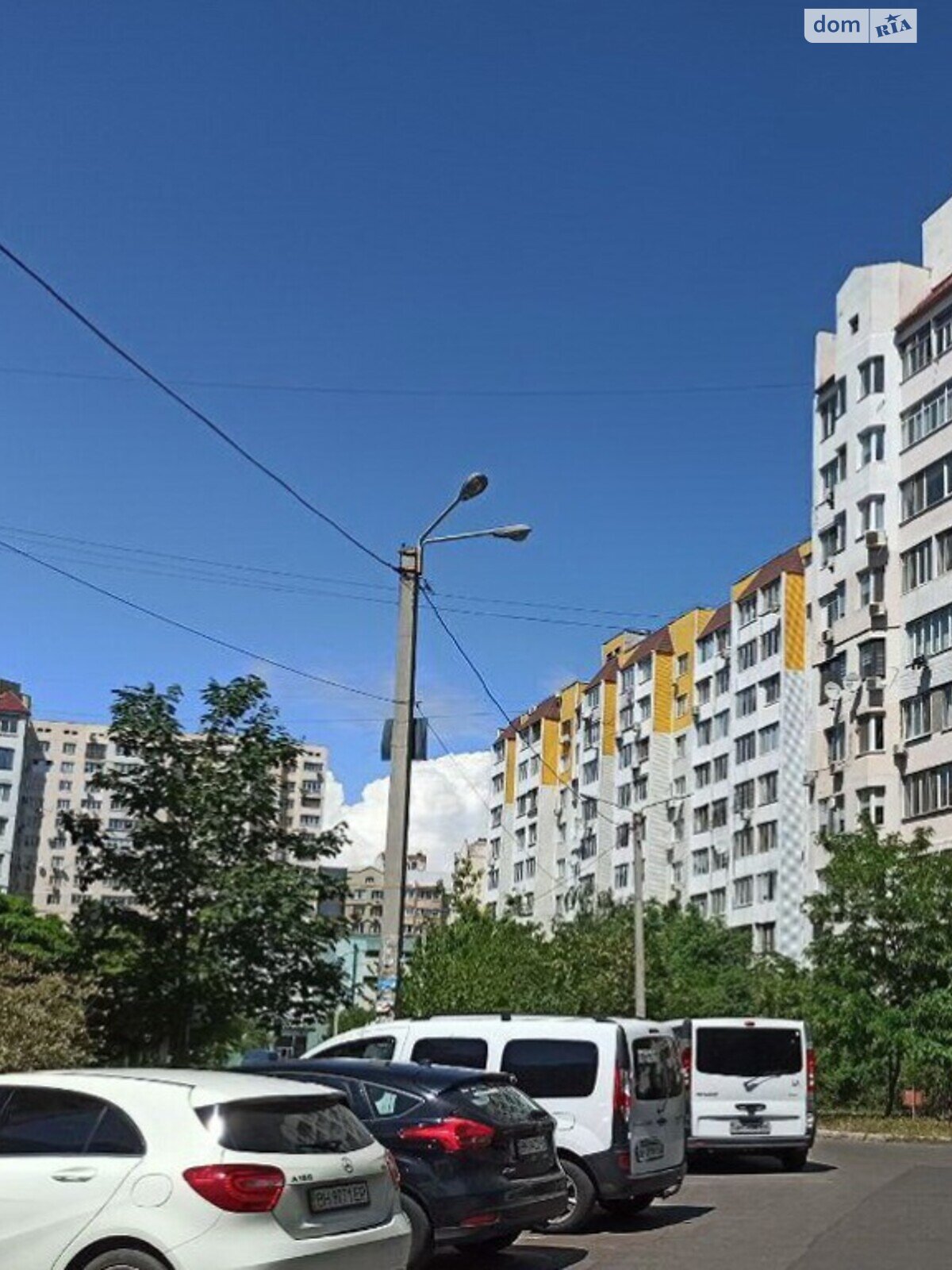 Продажа четырехкомнатной квартиры в Одессе, на ул. Тополевая, район Таирова фото 1