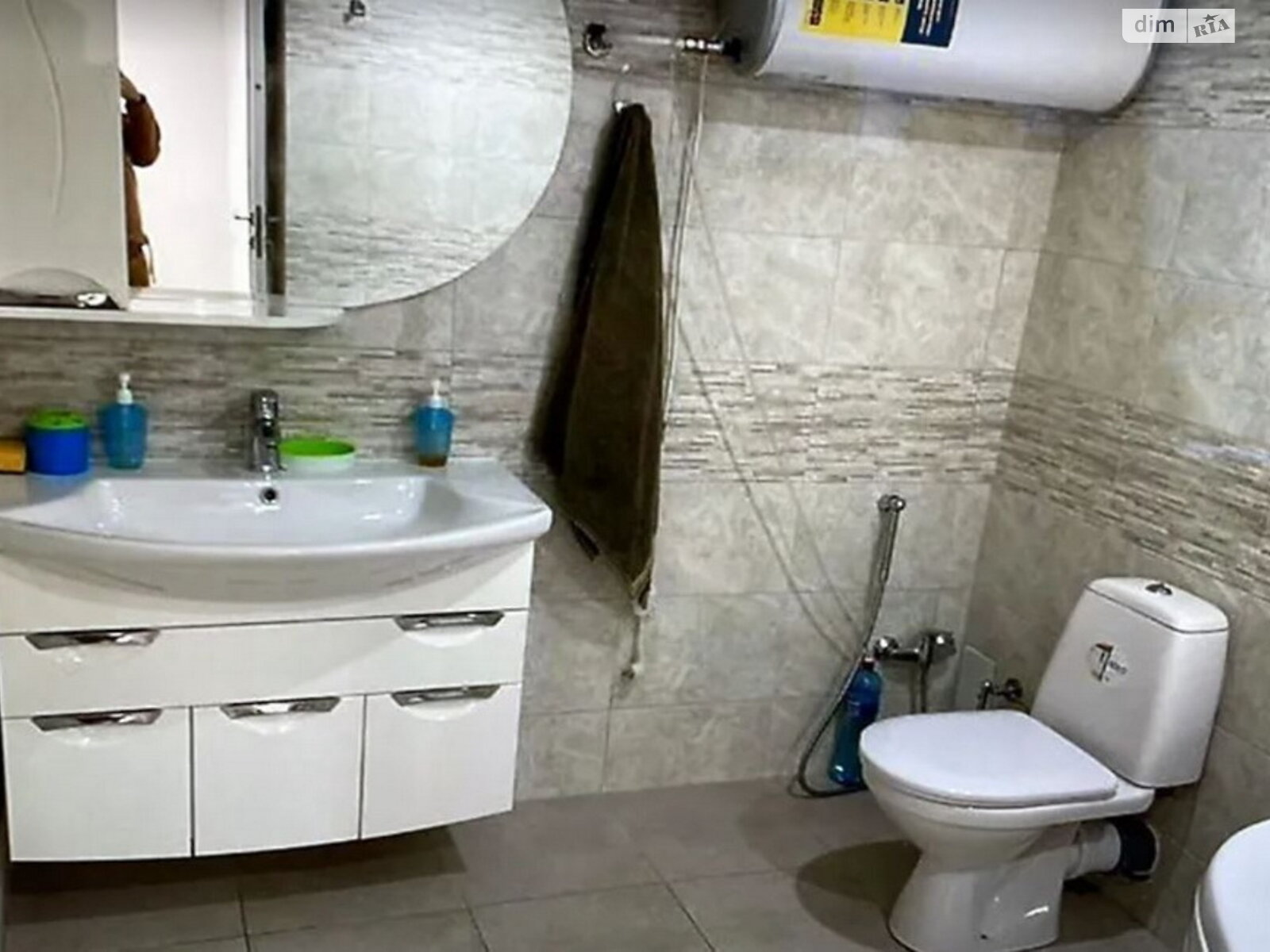 Продаж двокімнатної квартири в Одесі, на вул. Тополина, район Таїрова фото 1 Продаж двокімнатної квартири в Одесі, на вул. Тополина, район Таїрова фото 1