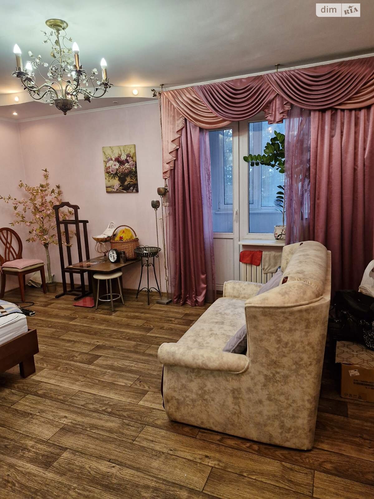 Продаж двокімнатної квартири в Одесі, на вул. Тополина 18, район Таїрова фото 1 Продаж двокімнатної квартири в Одесі, на вул. Тополина 18, район Таїрова фото 1