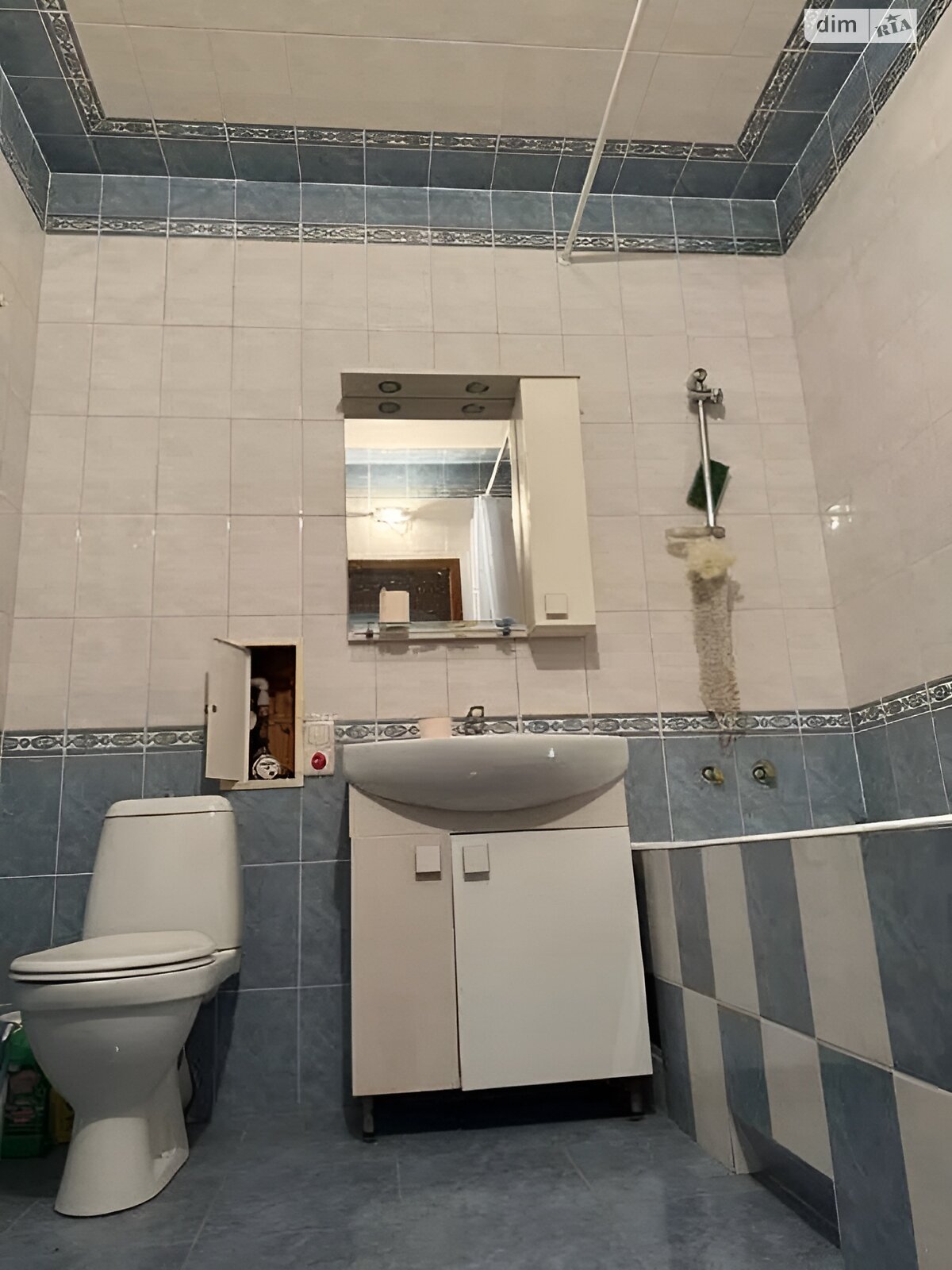 Продажа трехкомнатной квартиры в Одессе, на ул. Тополевая, район Таирова фото 1 Продажа трехкомнатной квартиры в Одессе, на ул. Тополевая, район Таирова фото 1