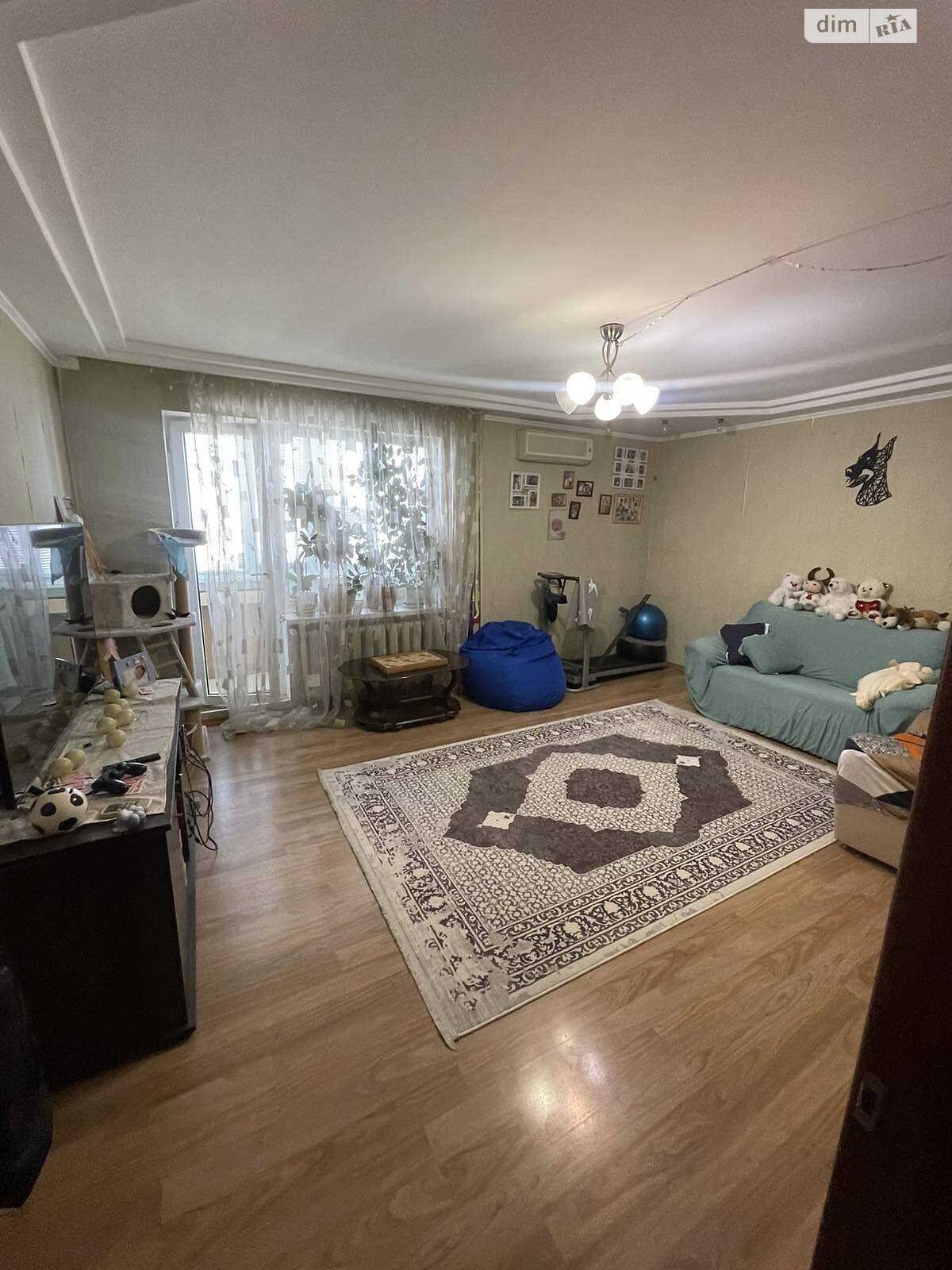 Продаж чотирикімнатної квартири в Одесі, на вул. Тополина, район Вузівський фото 1 Продаж чотирикімнатної квартири в Одесі, на вул. Тополина, район Вузівський фото 1