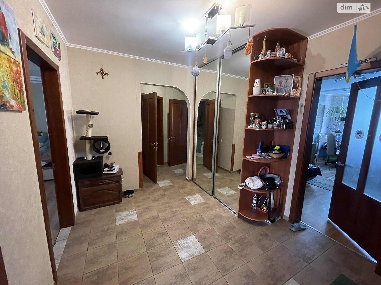 Продаж чотирикімнатної квартири в Одесі, на вул. Тополина, район Вузівський фото 1 Продаж чотирикімнатної квартири в Одесі, на вул. Тополина, район Вузівський фото 1