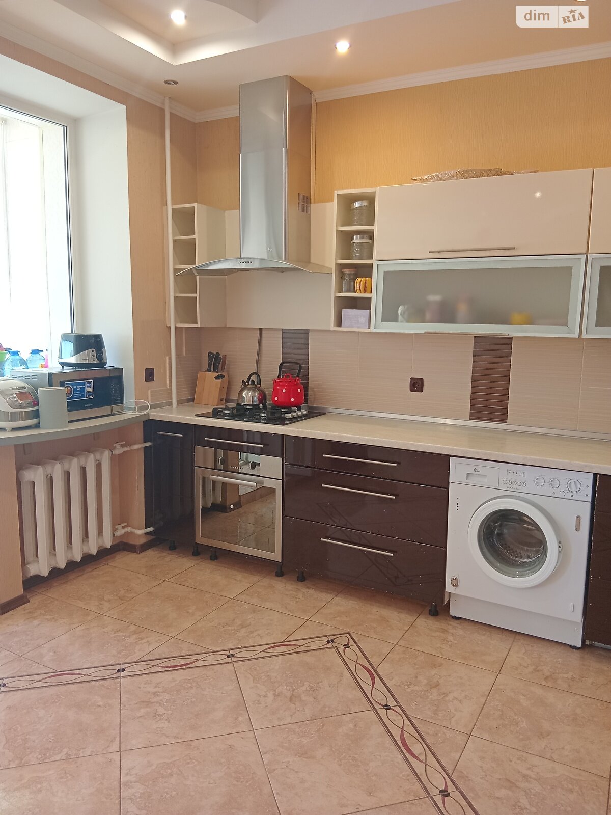 Продаж трикімнатної квартири в Одесі, на вул. Тополина 30, район Таїрова фото 1 Продаж трикімнатної квартири в Одесі, на вул. Тополина 30, район Таїрова фото 1