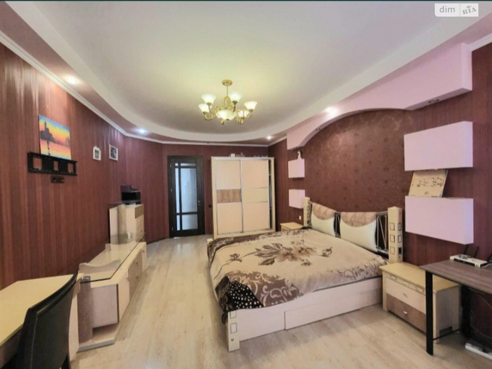 Продаж трикімнатної квартири в Одесі, на вул. Тополина 30, район Таїрова фото 1 Продаж трикімнатної квартири в Одесі, на вул. Тополина 30, район Таїрова фото 1