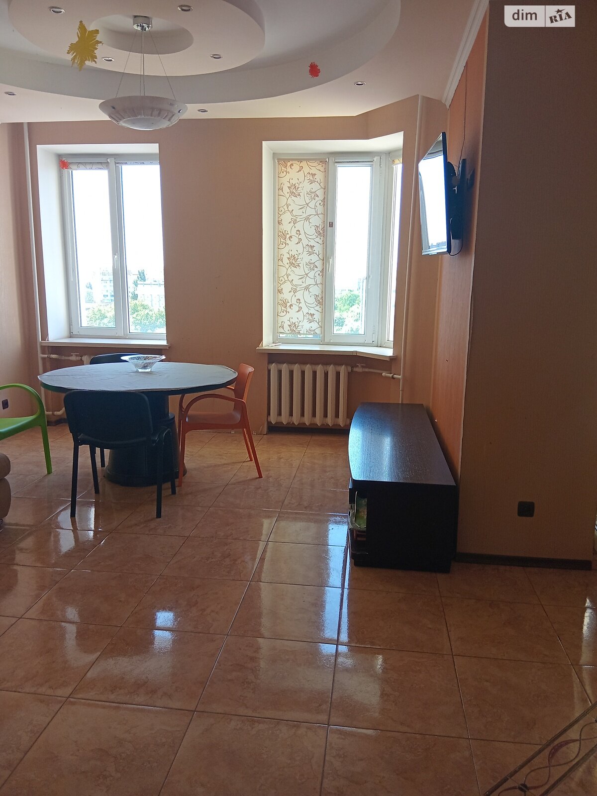 Продаж трикімнатної квартири в Одесі, на вул. Тополина 30, район Таїрова фото 1 Продаж трикімнатної квартири в Одесі, на вул. Тополина 30, район Таїрова фото 1