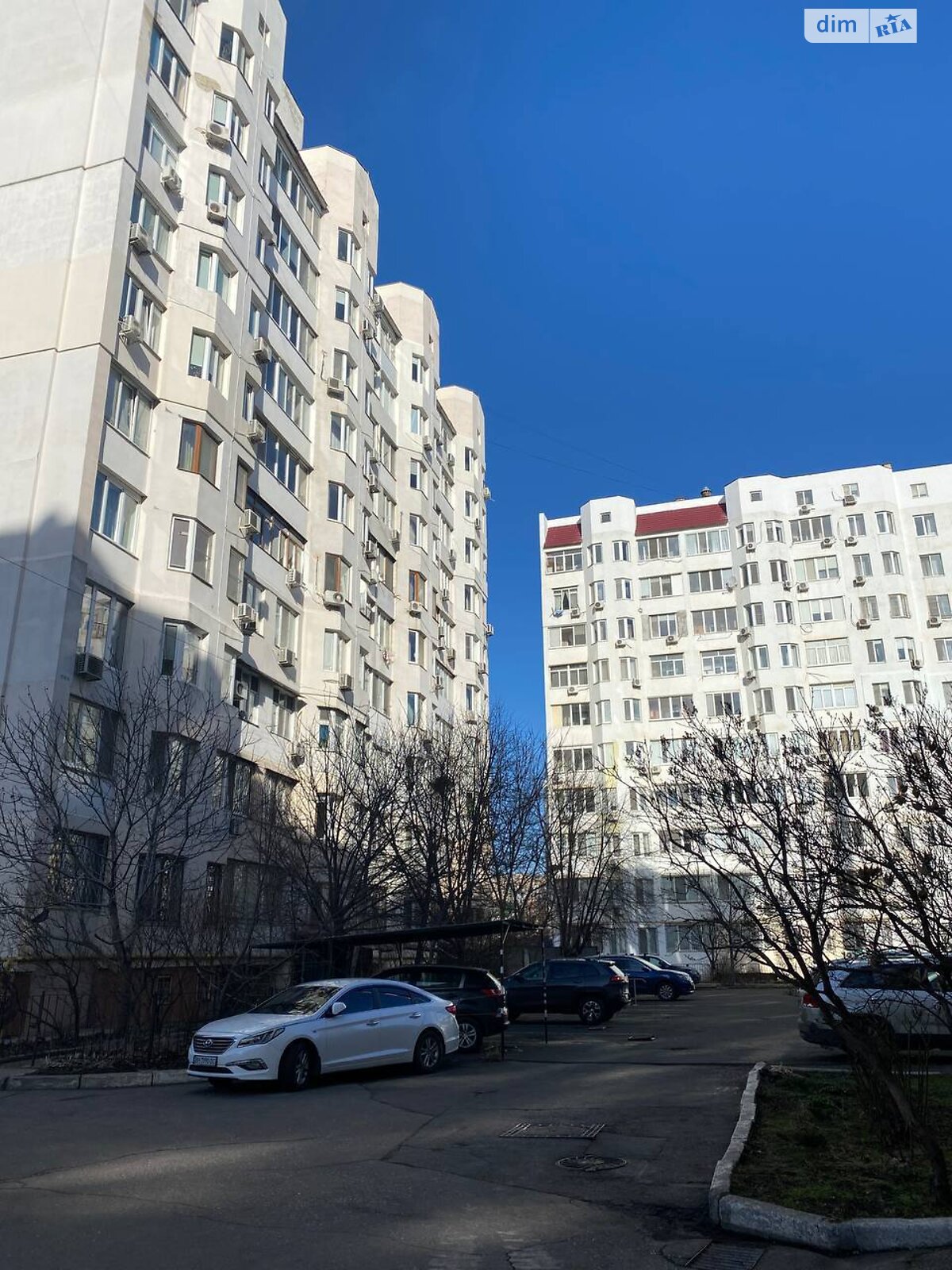Продажа двухкомнатной квартиры в Одессе, на ул. Тополевая, район Таирова фото 1 Продажа двухкомнатной квартиры в Одессе, на ул. Тополевая, район Таирова фото 1