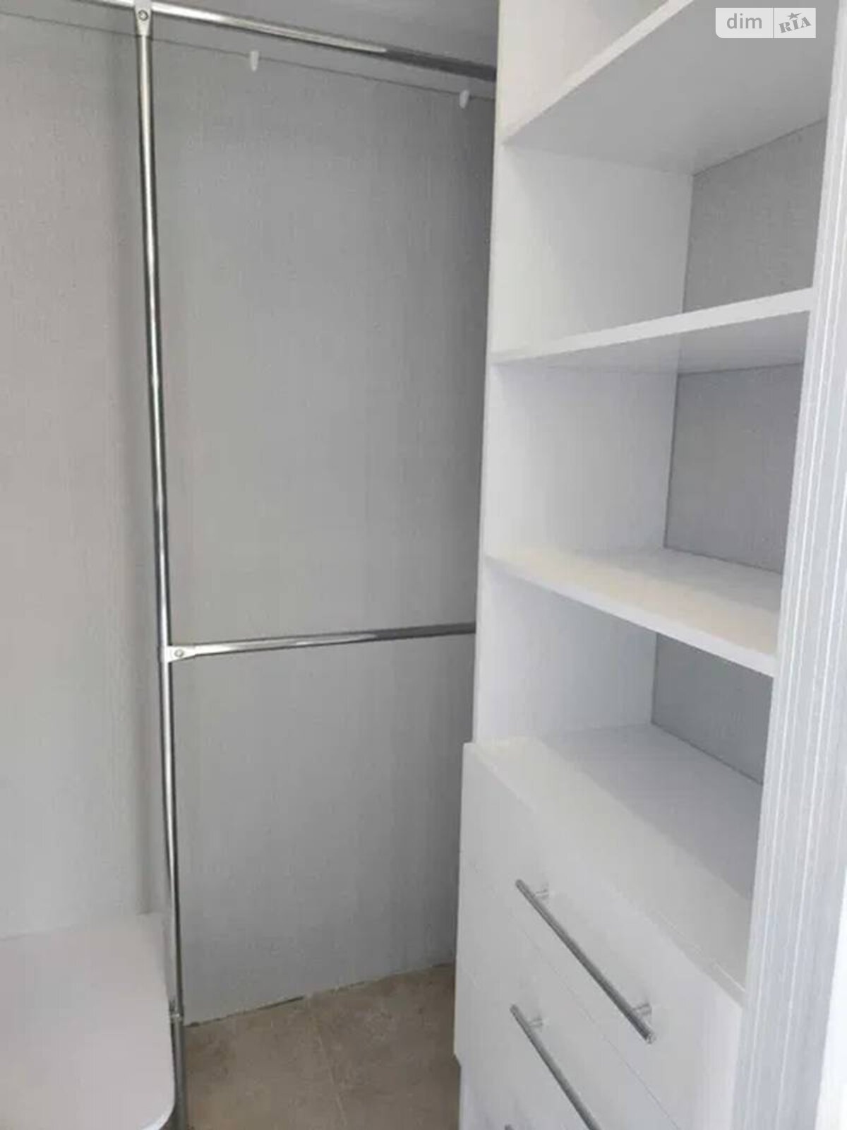 Продажа трехкомнатной квартиры в Одессе, на ул. Таирова 6 корпус 1, фото 1