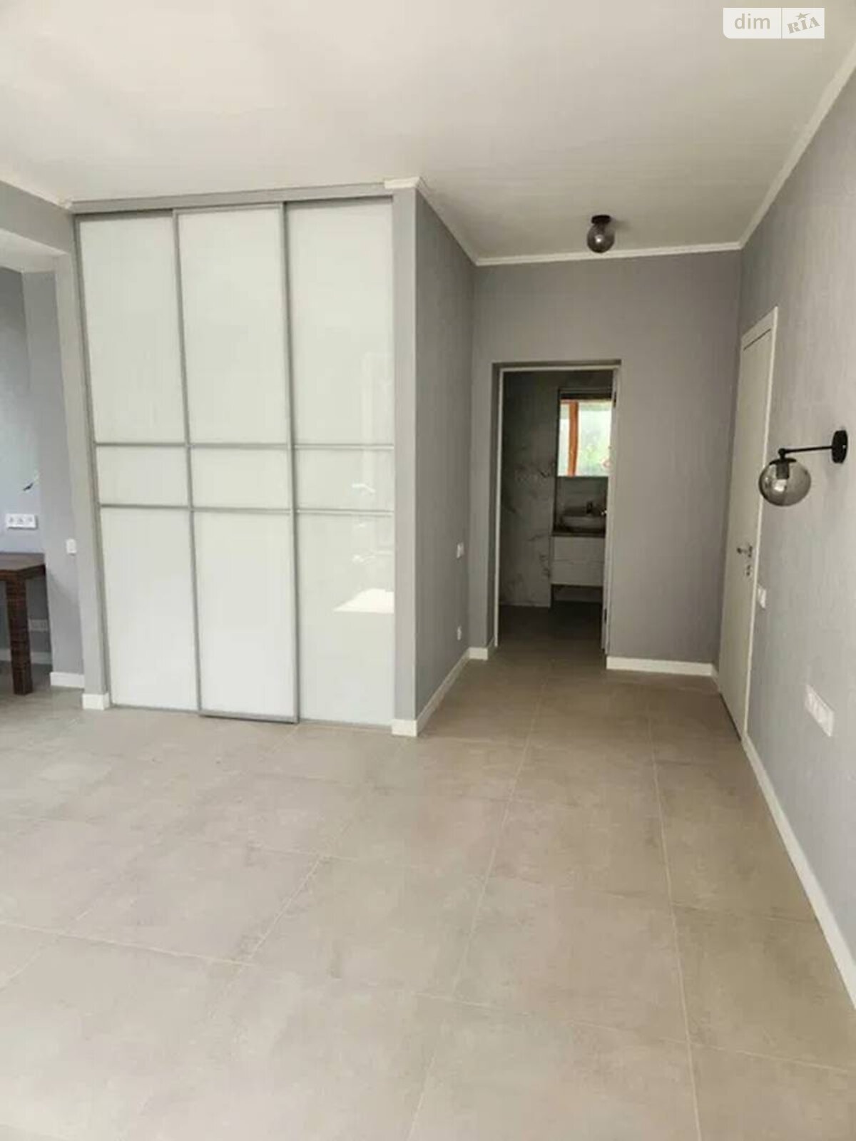 Продажа трехкомнатной квартиры в Одессе, на ул. Таирова 6 корпус 1, фото 1