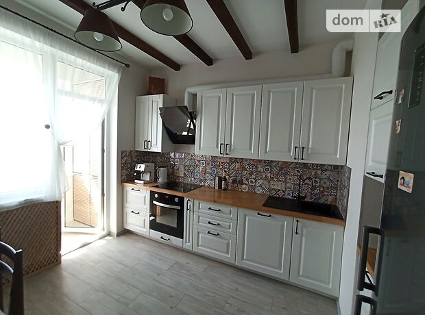 Продажа двухкомнатной квартиры в Одессе, на Жемчужина 29 район Таирова фото 1 Продажа двухкомнатной квартиры в Одессе, на Жемчужина 29 район Таирова фото 1
