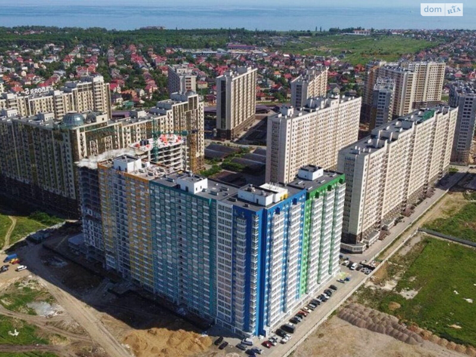 Продажа двухкомнатной квартиры в Одессе, на ул. Жемчужная 3А, район Таирова фото 1