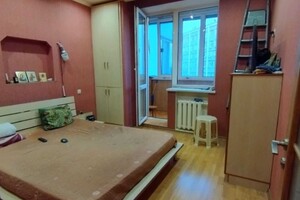 Продаж трикімнатної квартири в Одесі, на вул. Тополина 20, район Таїрова фото 2