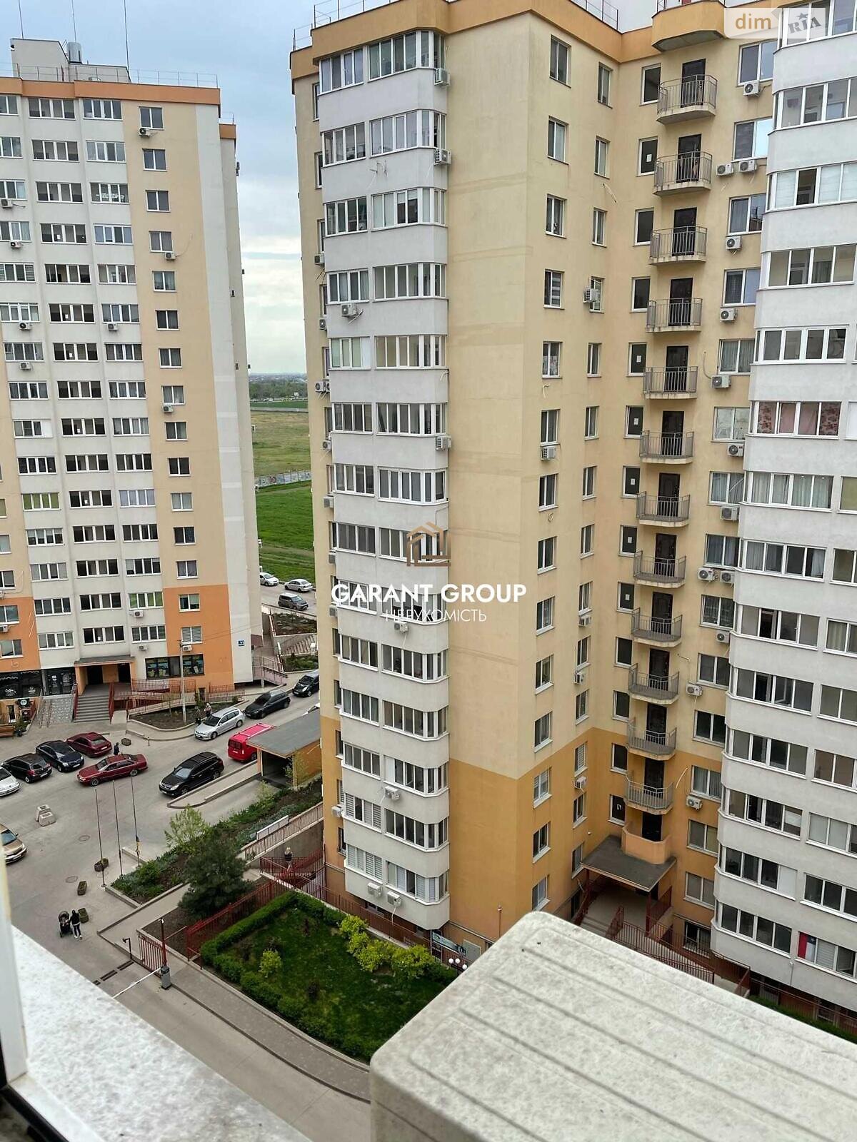 Продажа двухкомнатной квартиры в Одессе, на мас. Радужный, район Таирова фото 1
