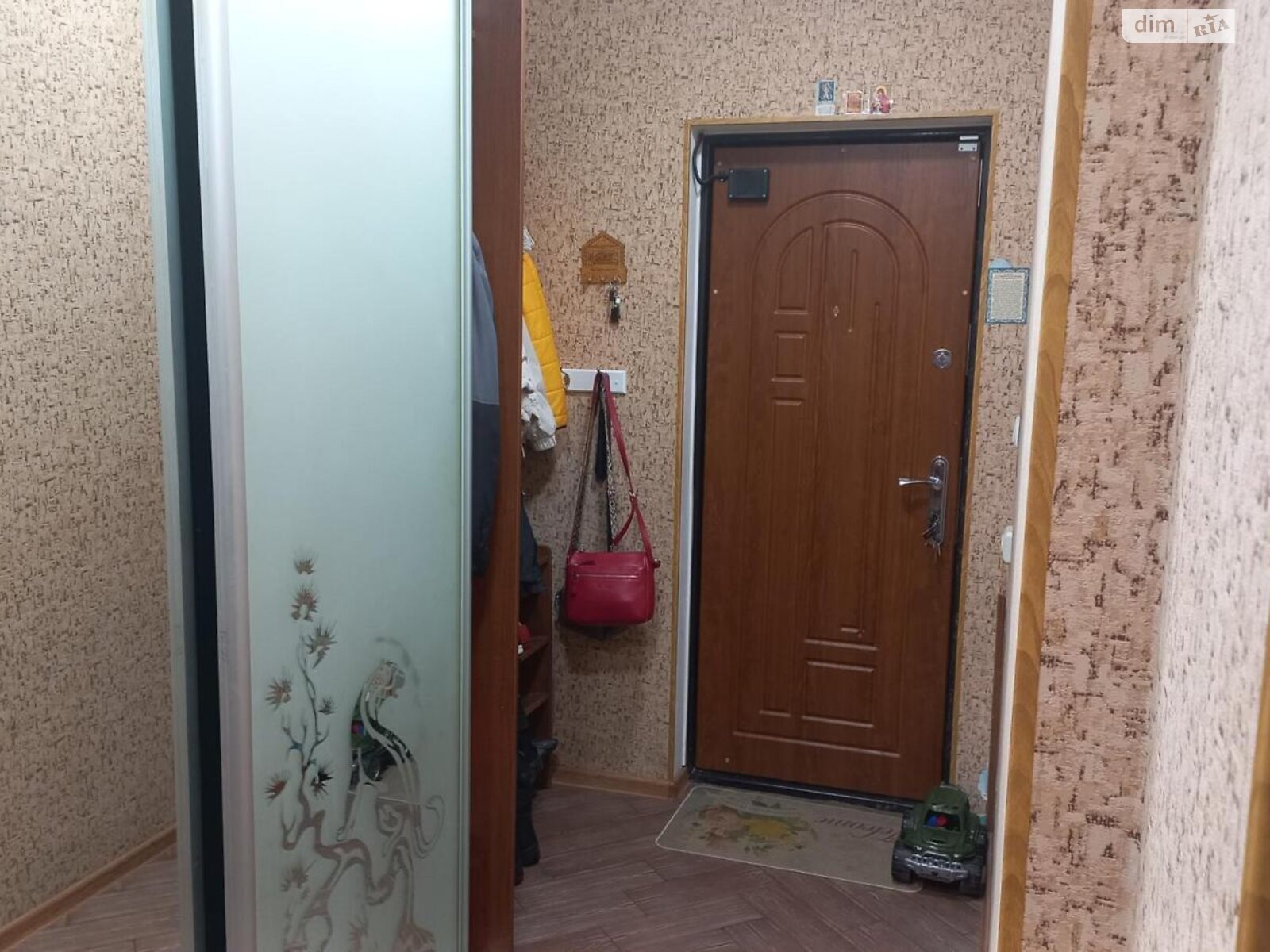 Продажа двухкомнатной квартиры в Одессе, на мас. Радужный 5, фото 1