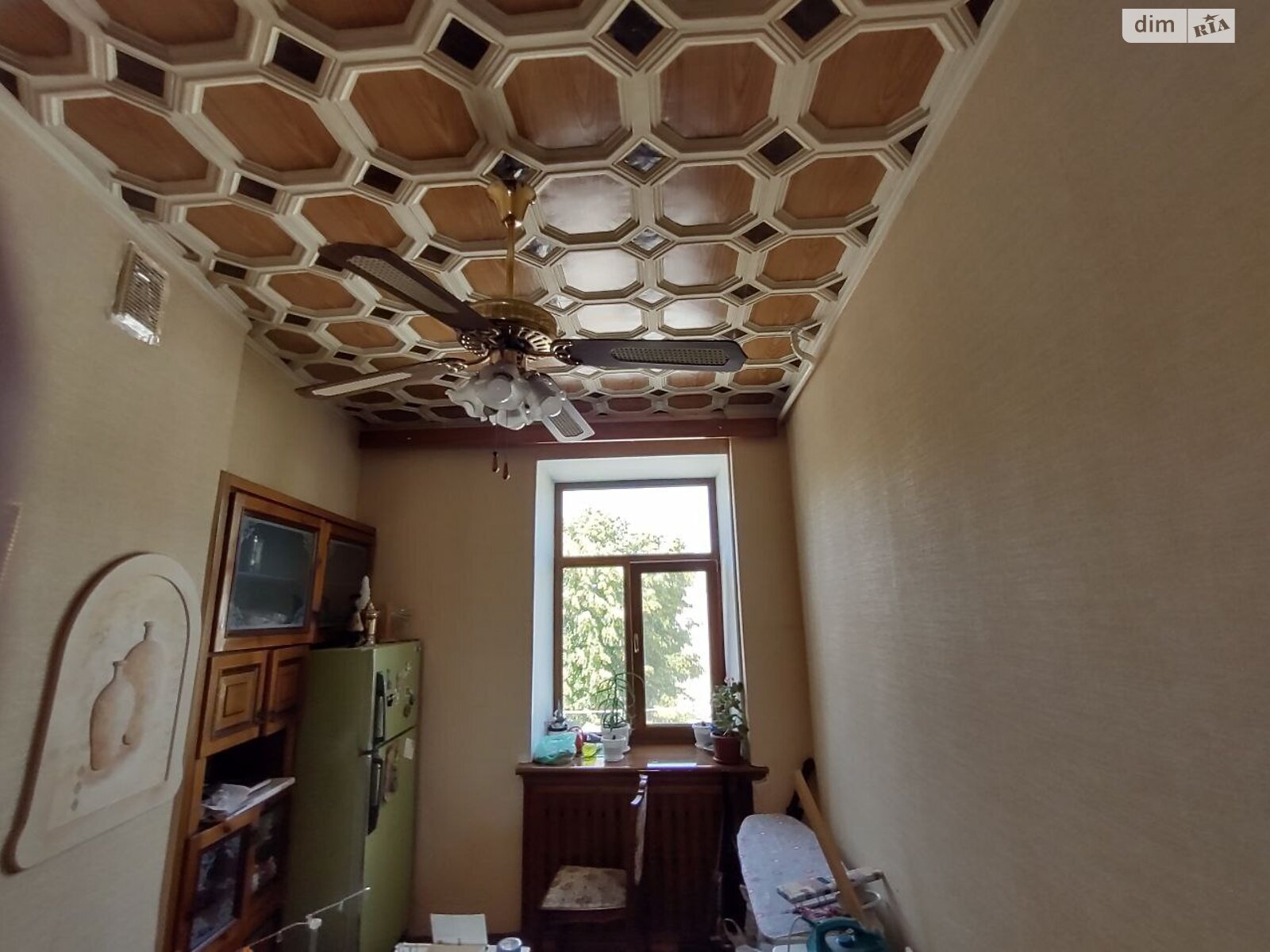 Продаж чотирикімнатної квартири в Одесі, на пров. Банний, район Центр фото 1 Продаж чотирикімнатної квартири в Одесі, на пров. Банний, район Центр фото 1