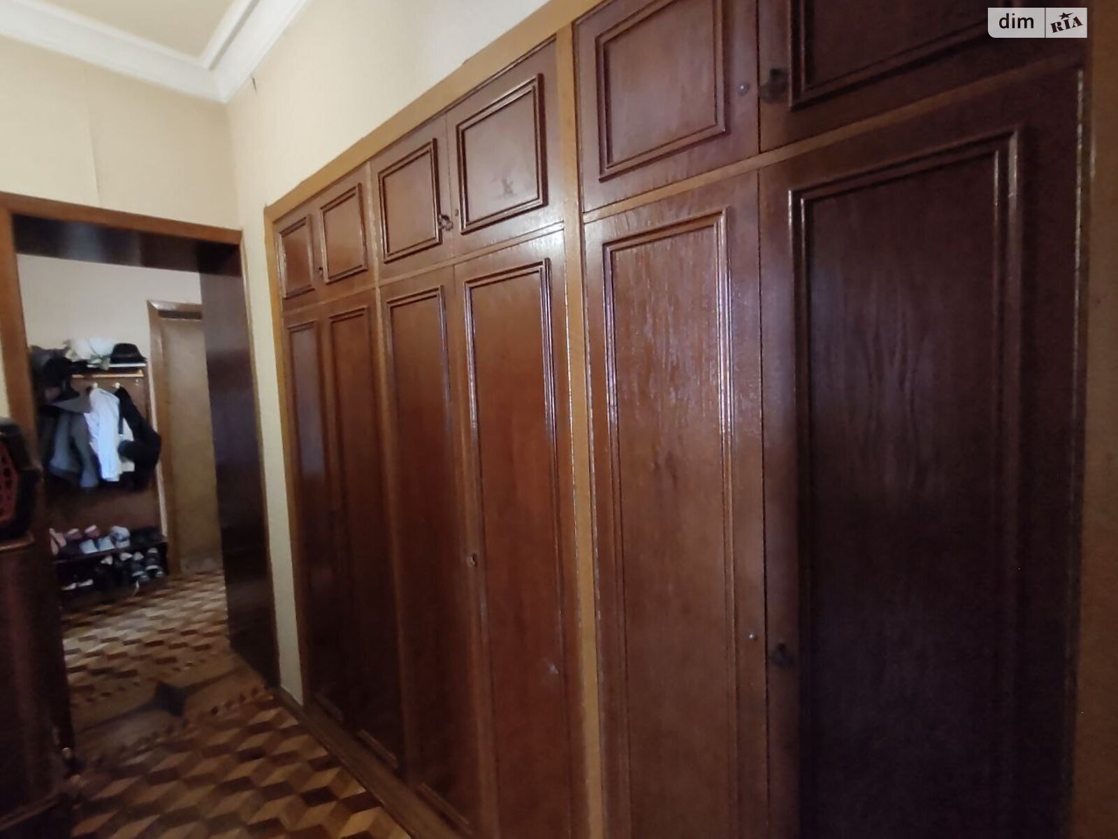Продаж чотирикімнатної квартири в Одесі, на пров. Банний, район Центр фото 1 Продаж чотирикімнатної квартири в Одесі, на пров. Банний, район Центр фото 1
